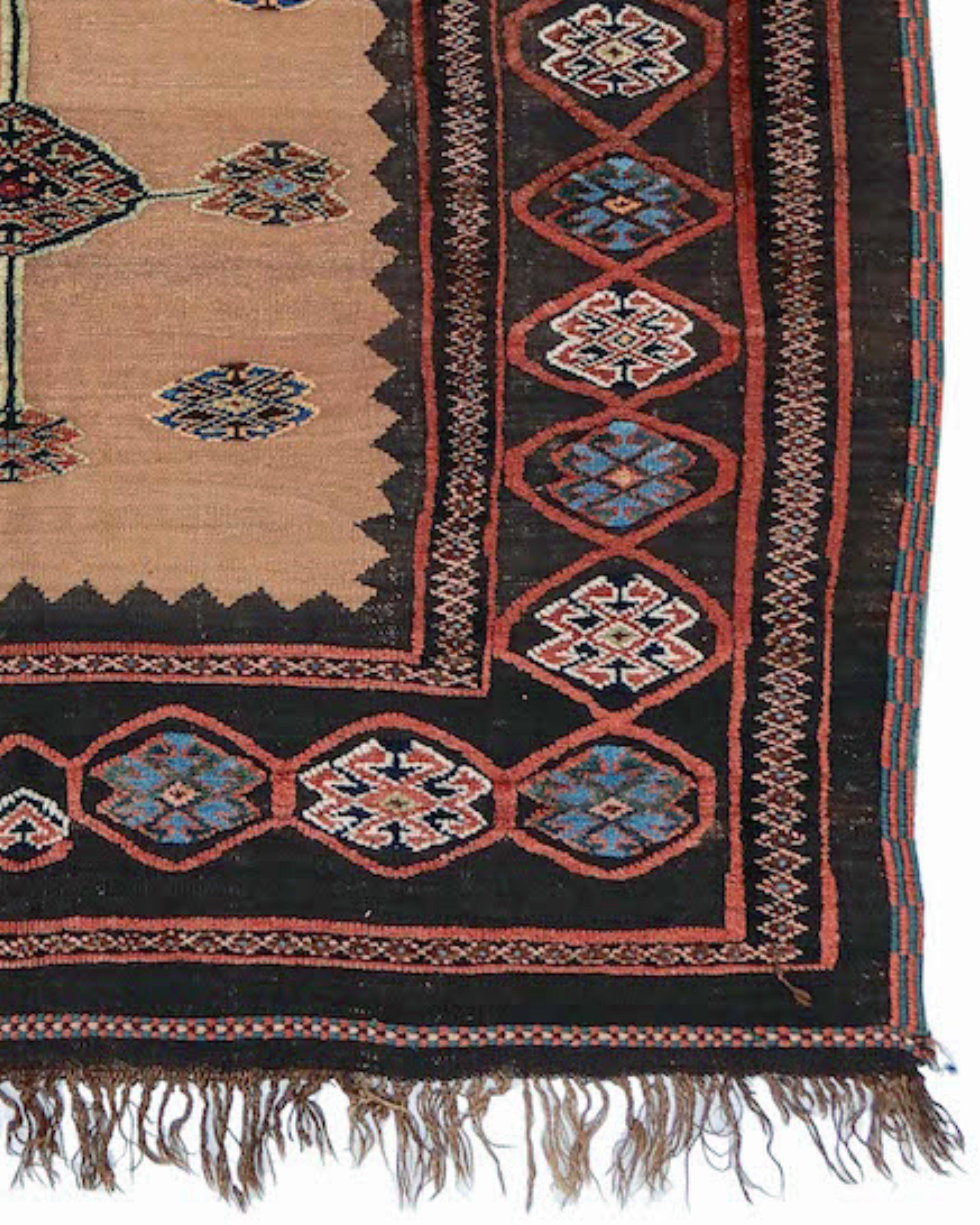 Luri Soffreh Rug, Early 20th Century In Excellent Condition For Sale In San Francisco, CA