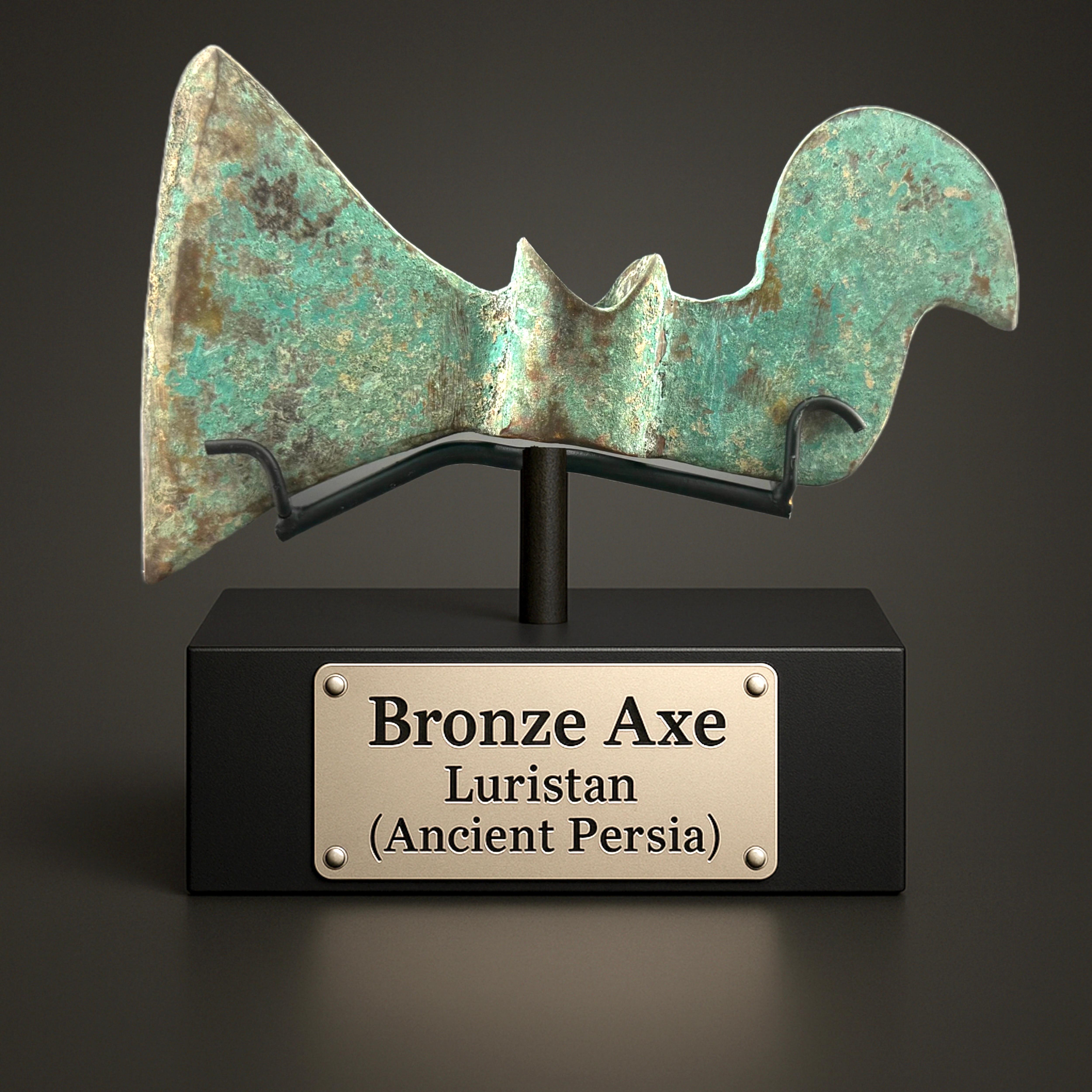 Luristan Bronze Axe In Excellent Condition For Sale In Chatuchak, TH