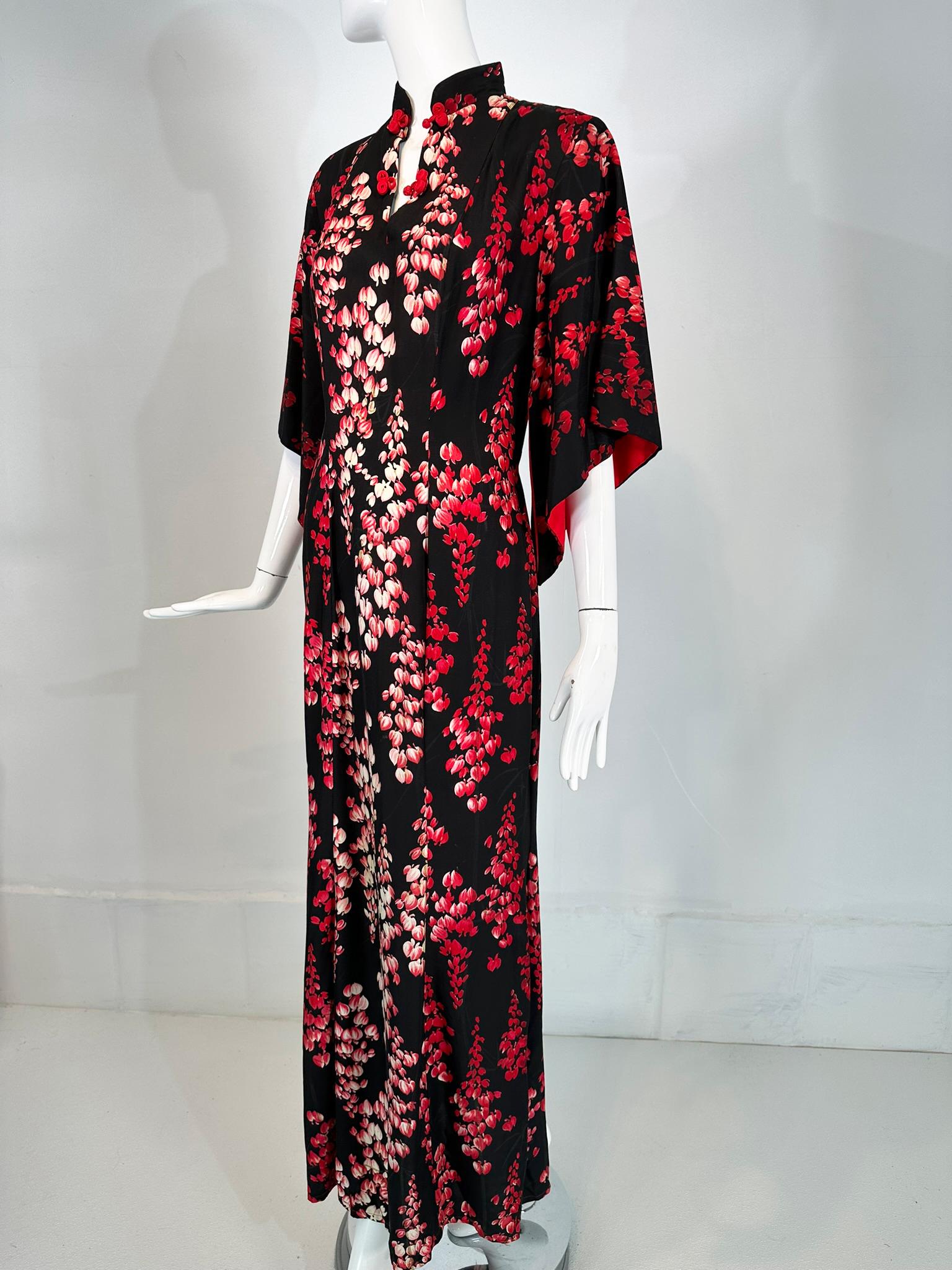 Lurline Casuals, Waikiki, Pake Muu rayon dress in black & red floral bleeding hearts print, from the 1950s. Unusual gradient colour print of bleeding heart flowers, red, pink, white, there is a gold & black shadow print running through the