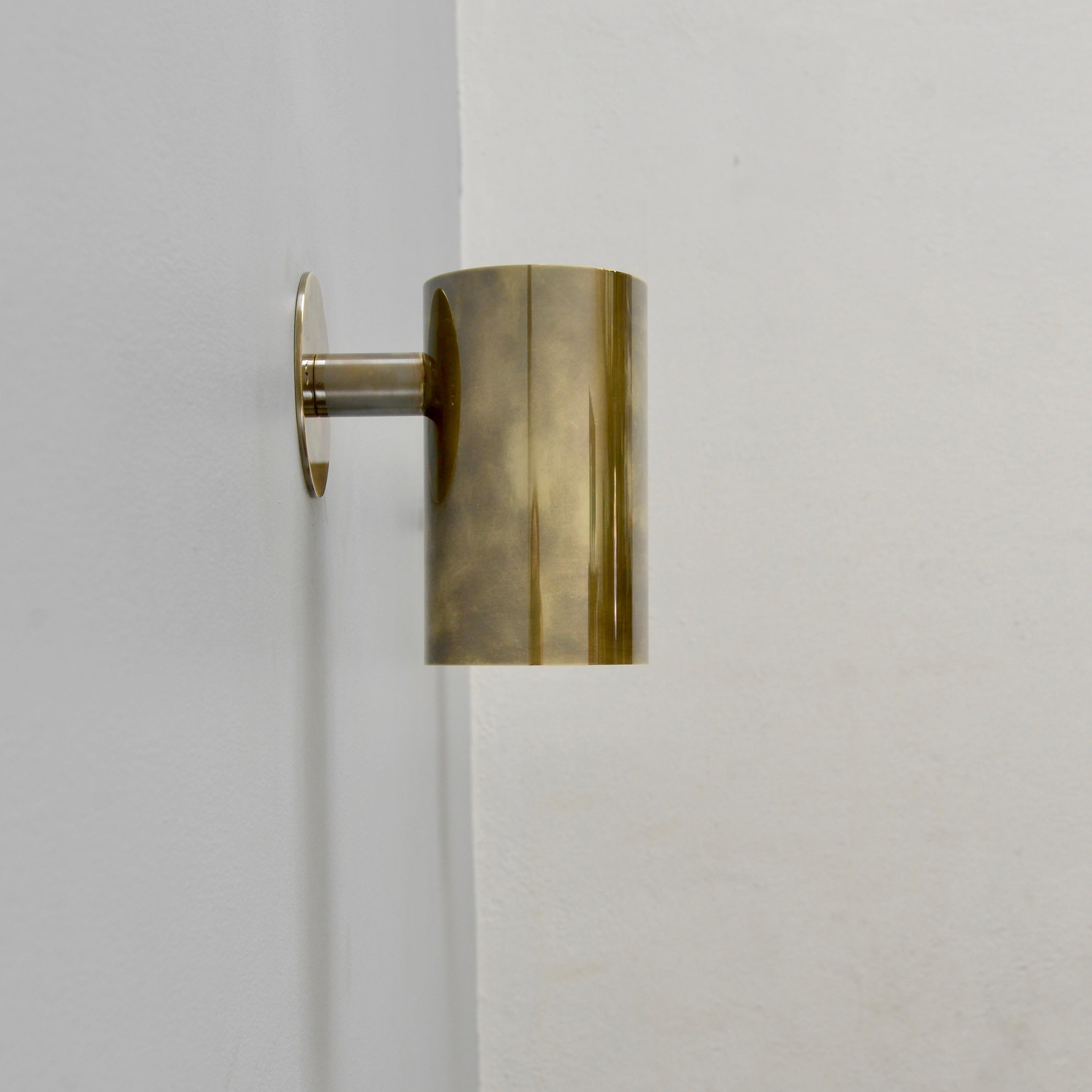 LUte OD Out/Indoor Sconce In New Condition For Sale In Los Angeles, CA