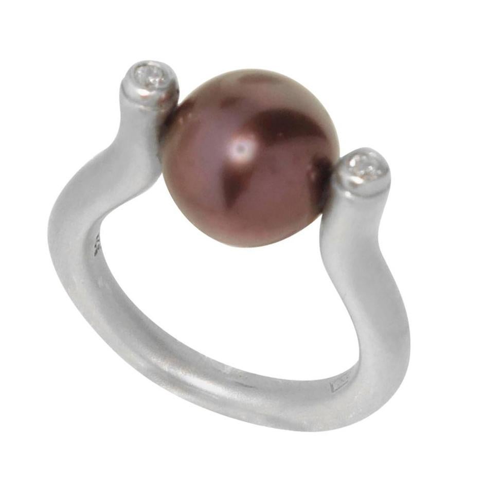 Modern Luscious Chocolate Pearl Diamond Ring For Sale