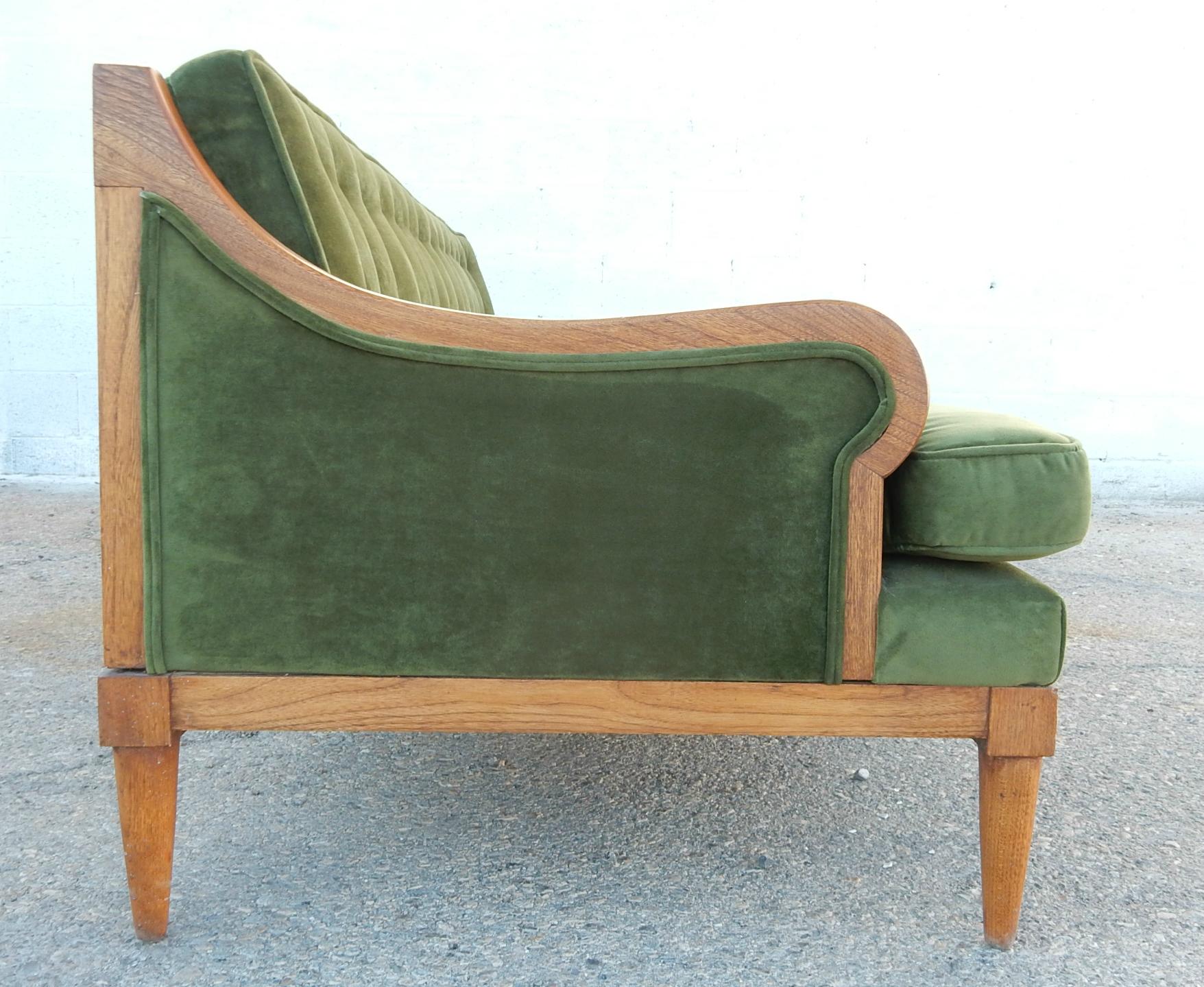 Luscious Mid-Century Modern Green Velvet Sofa In Good Condition In Las Vegas, NV