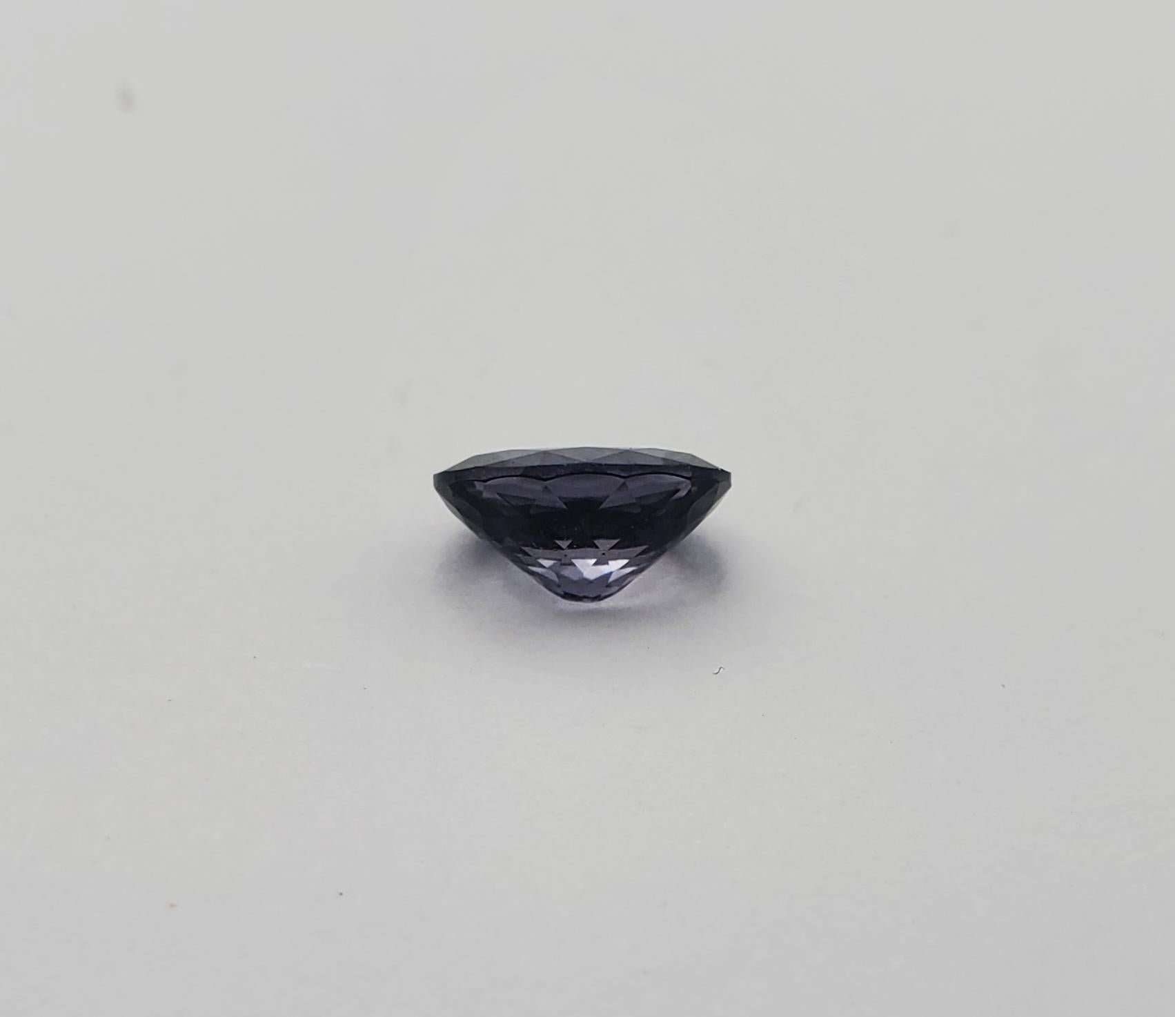 Luscious Natural 1.71ct Oval Platinum Spinel   In Excellent Condition For Sale In Pittsburgh, PA