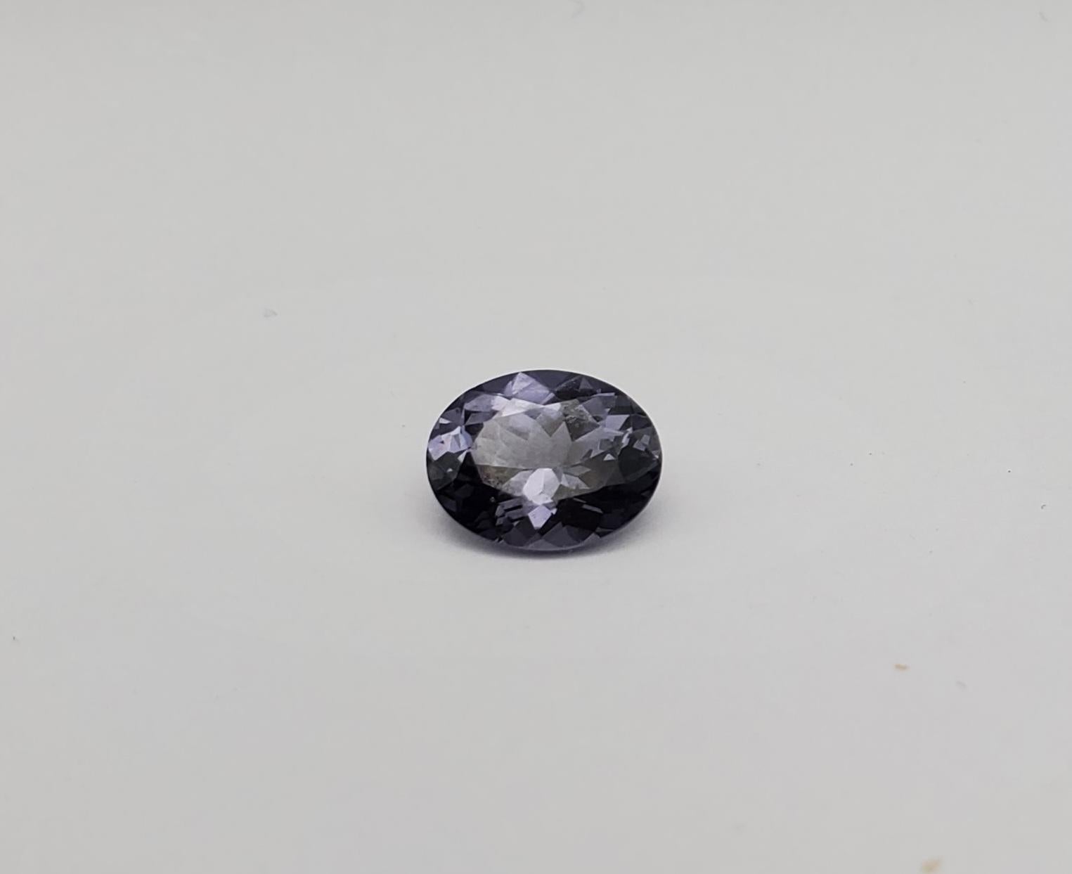 Luscious Natural 1.71ct Oval Platinum Spinel   For Sale 1