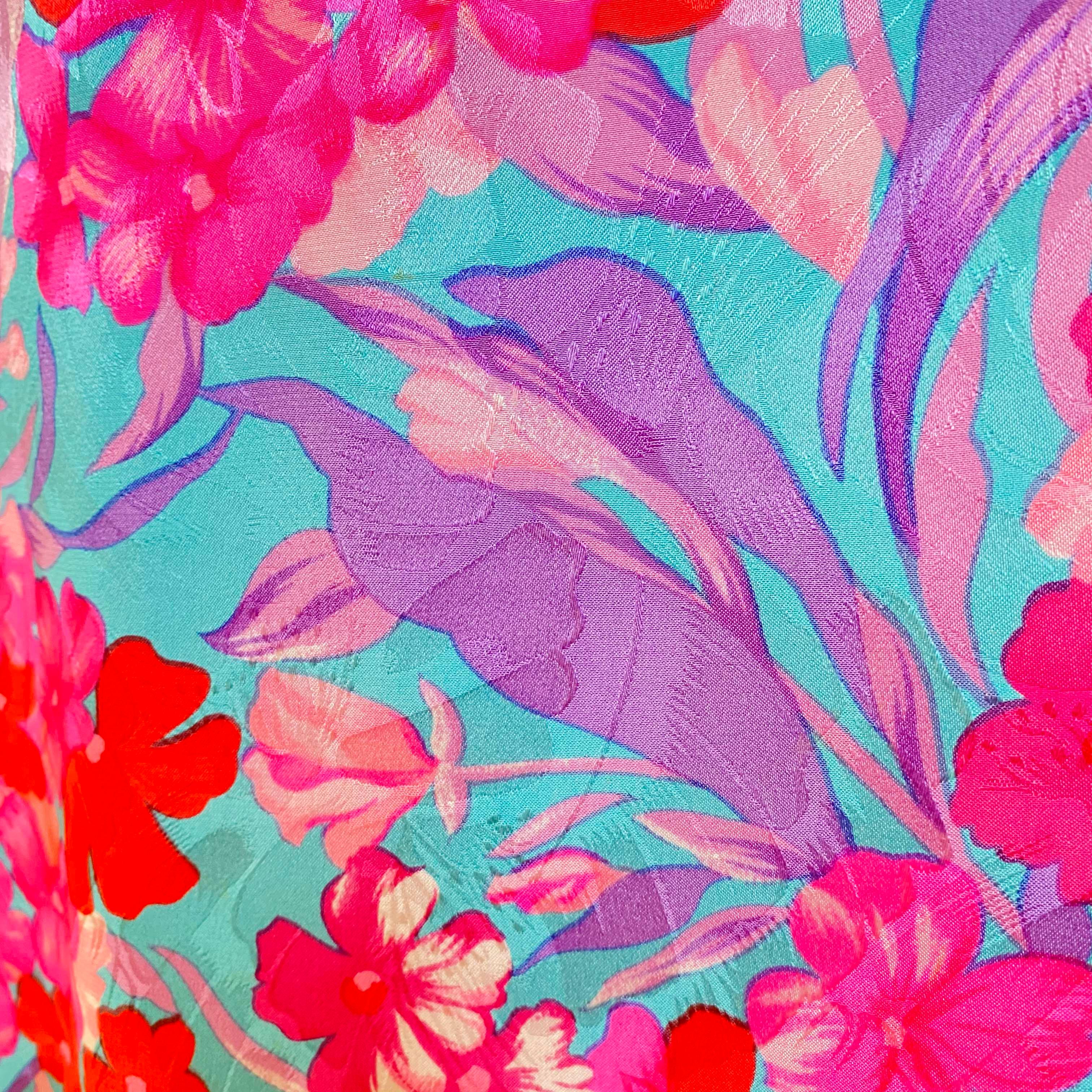 Lush Floral Printed Silk Jacquard Ensemble Set - neu mit Etikett im Angebot 5