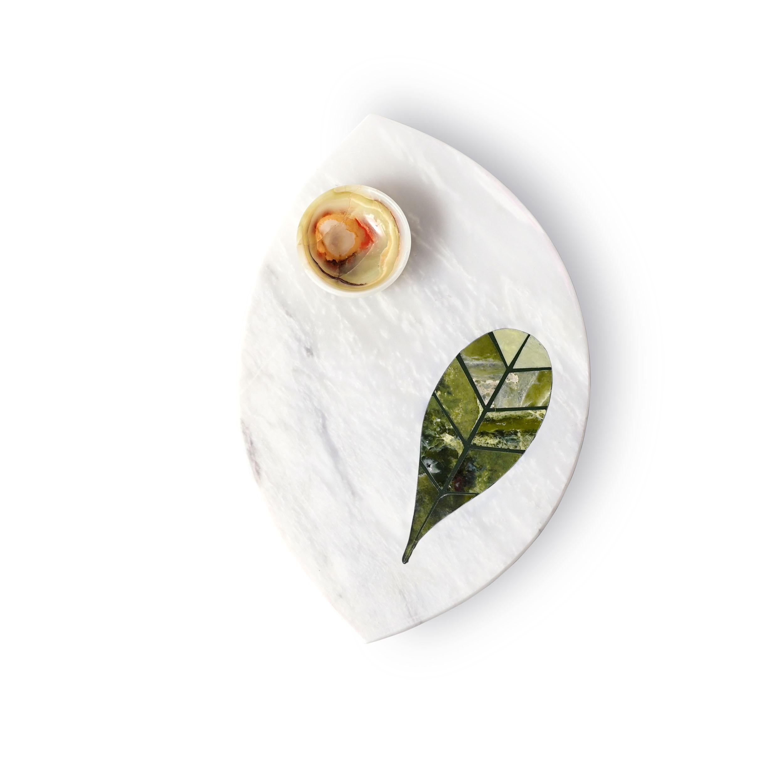Lush platter II by Studio Lel
Dimensions: D35.6 x H22.8 x H2.5 cm
Materials: Serpentine, Marble

These are handmade from semiprecious stone and marble in a small artisanal workshop. Please note that variations and slight imperfections are part