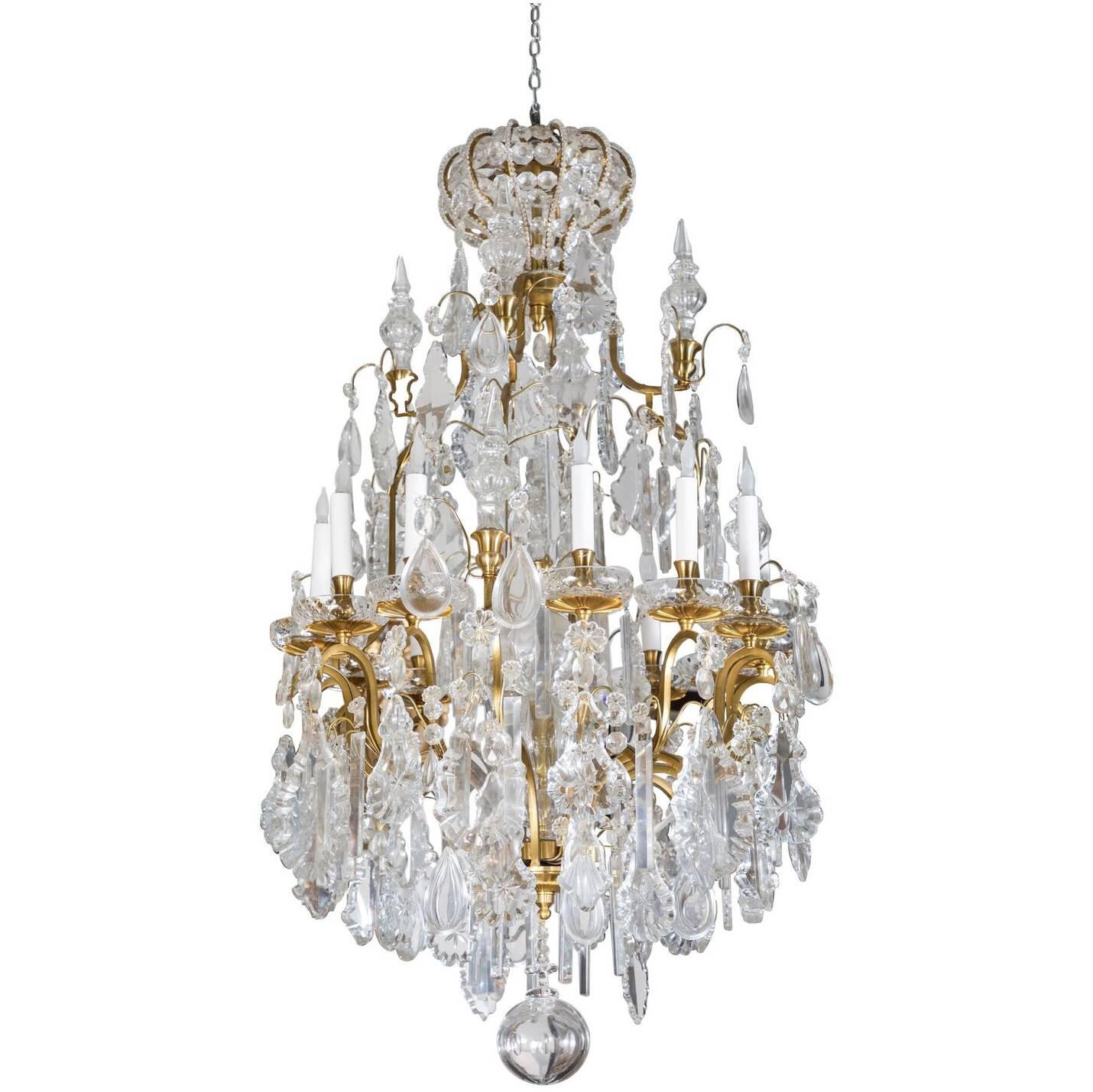 Lustre de style Louis XIV luxuriant