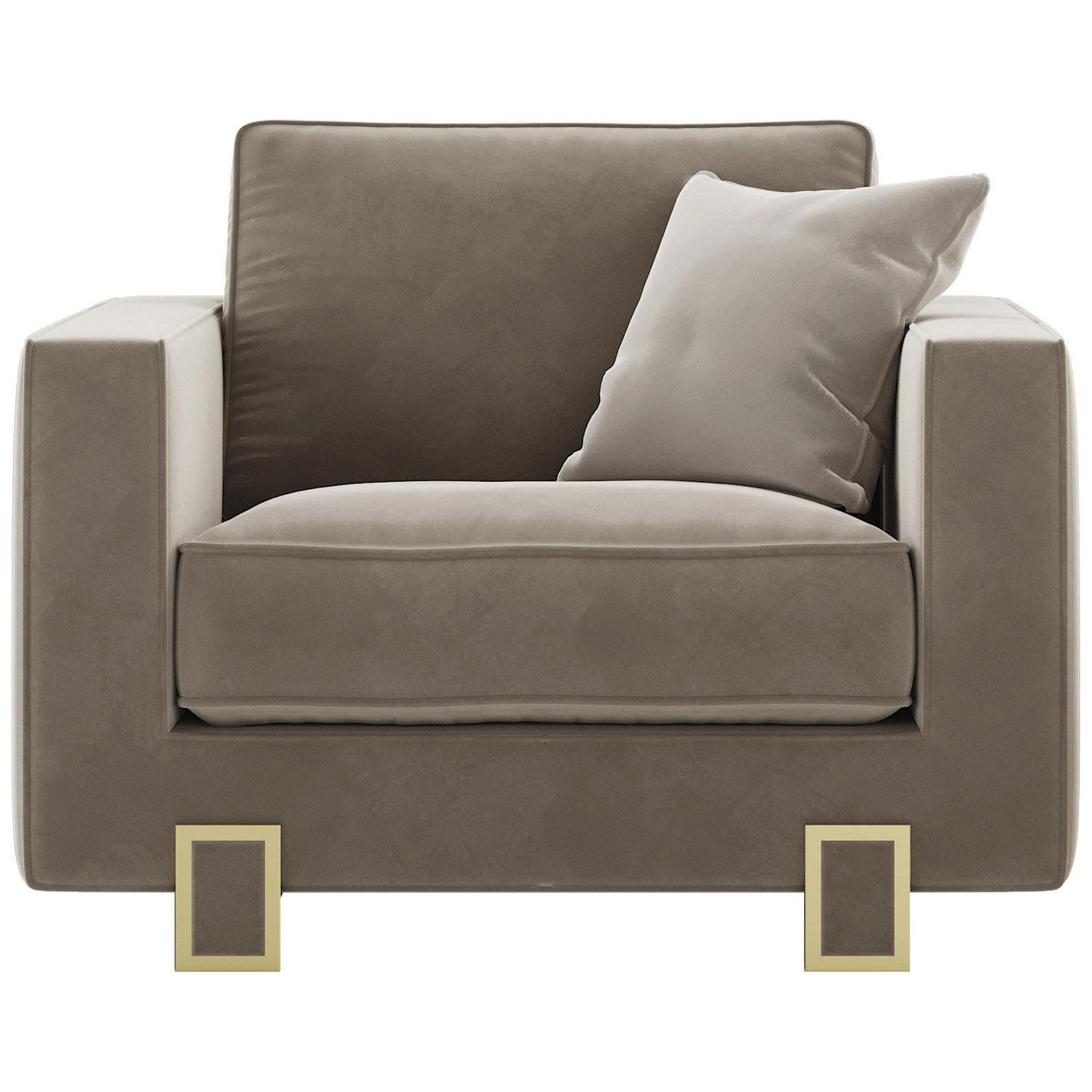 The LUSO armchair is a very delicate and elegant piece, suitable for any room decor.‎ Besides its attention to the detail, like the contrasting piping or the brass colored feet, it is also a very comfortable and engaging piece.‎
Available in a wide