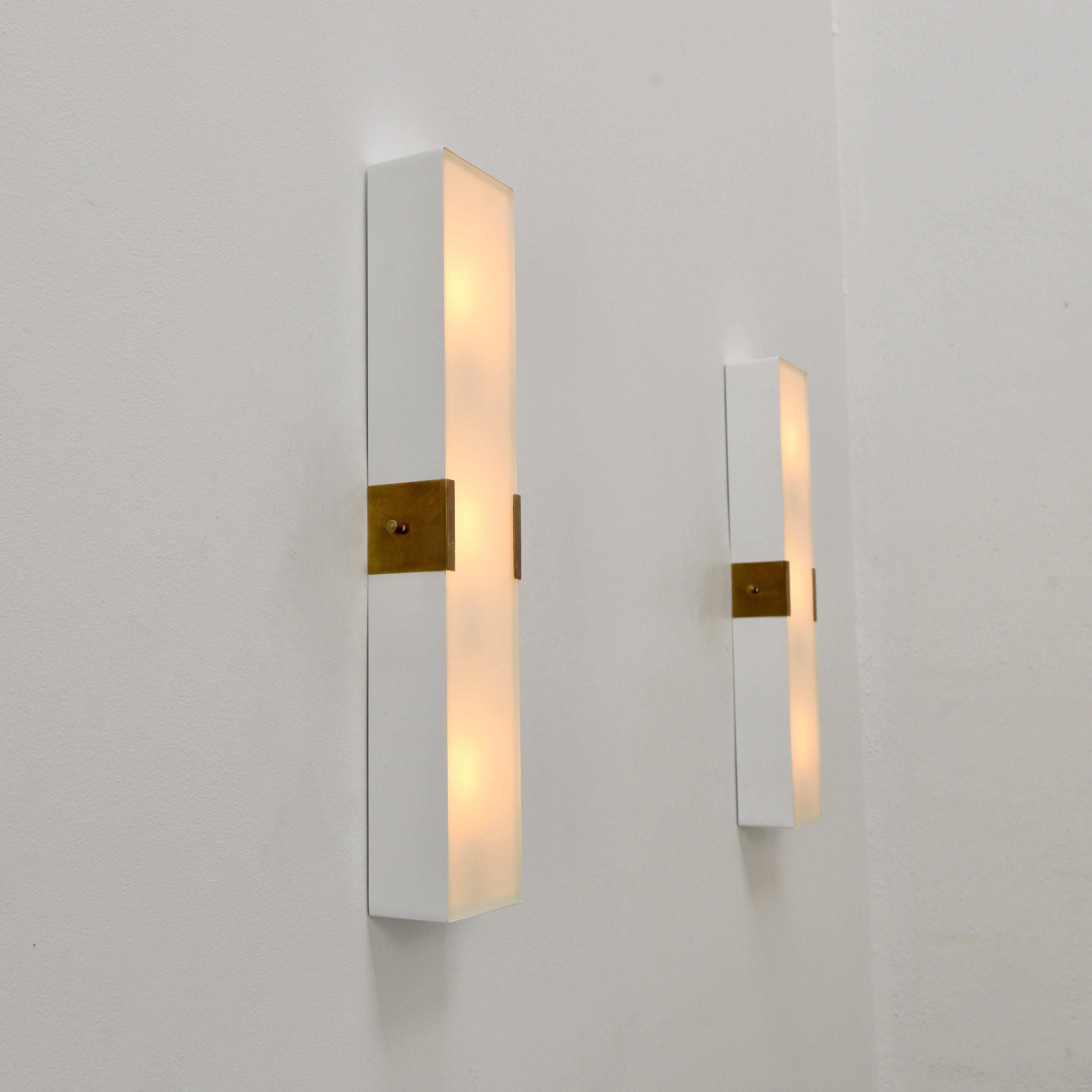 XXI secolo e contemporaneo LUsquare RT Sconce (blk, wt) in vendita