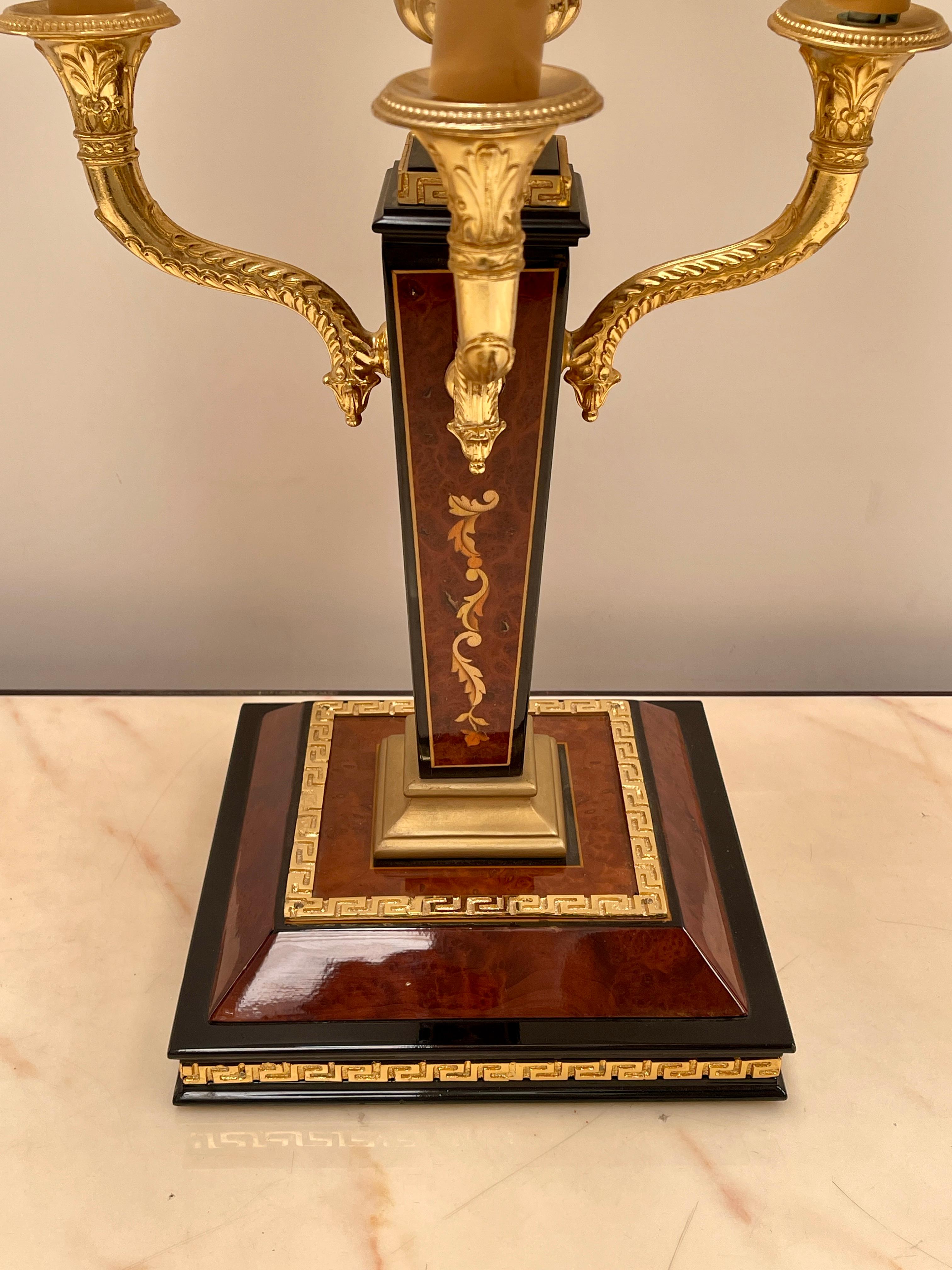 Lussuosa lampada da tavolo in stile Impero con paralume classico versailles Otro en venta