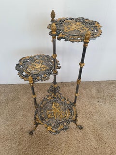 Luxurious silver and pure gold holder from the 1990s