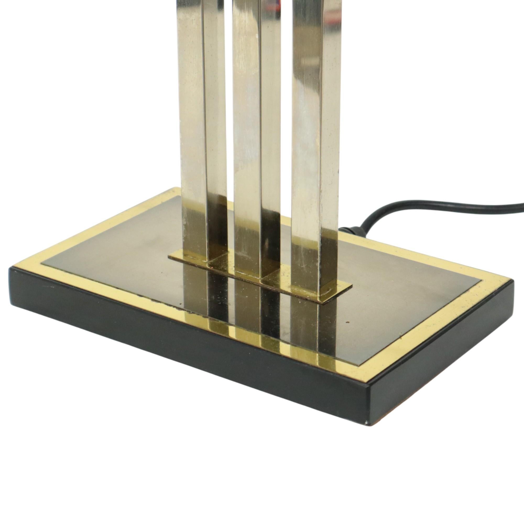 Fin du 20e siècle Lusterie Deknudt Lampe à poser design vintage Willy Rizzo en vente