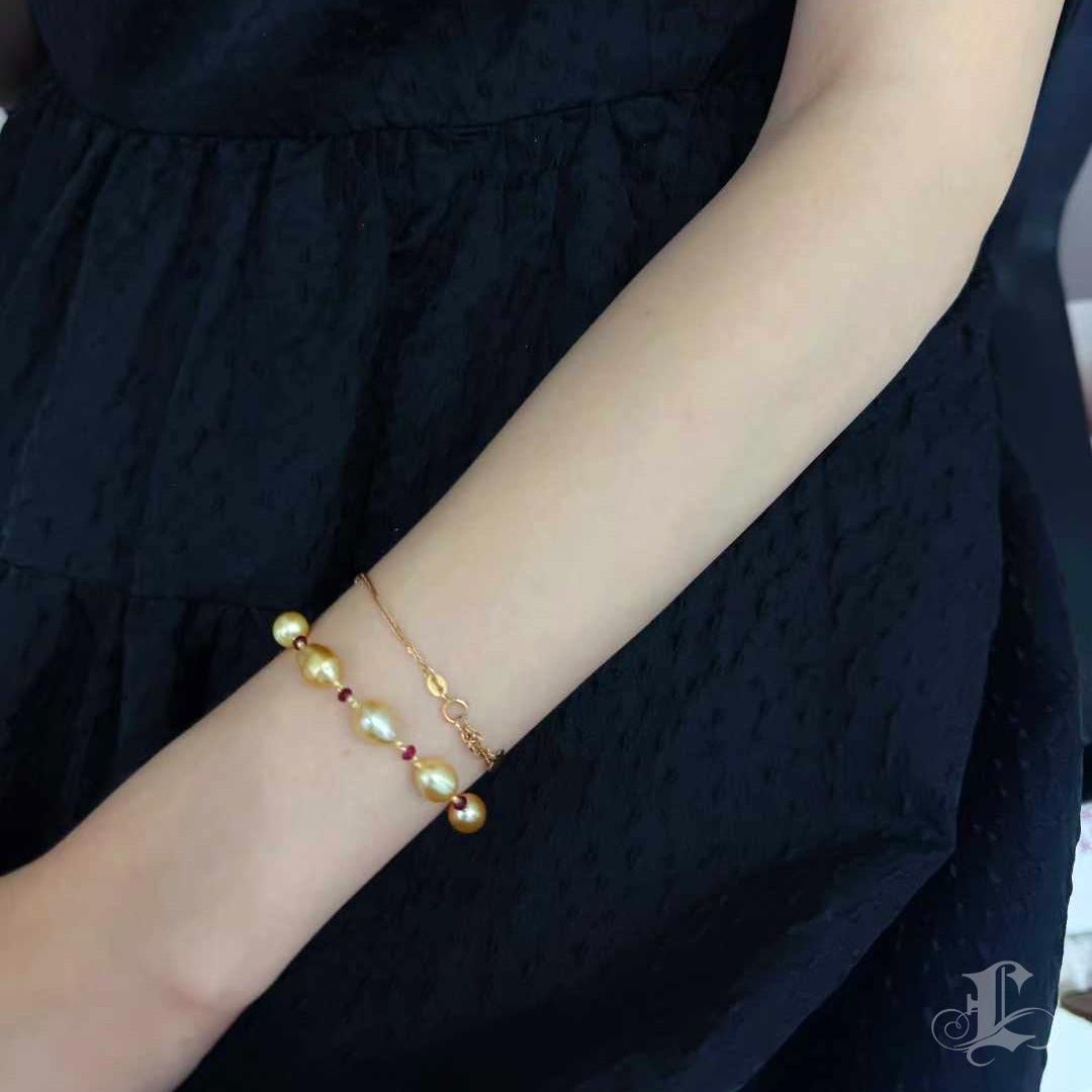 【Lustre Arc】 Wandelbares Südsee Keshi Perlen Rubin Halsband-Set mit 18K Gold im Angebot 7
