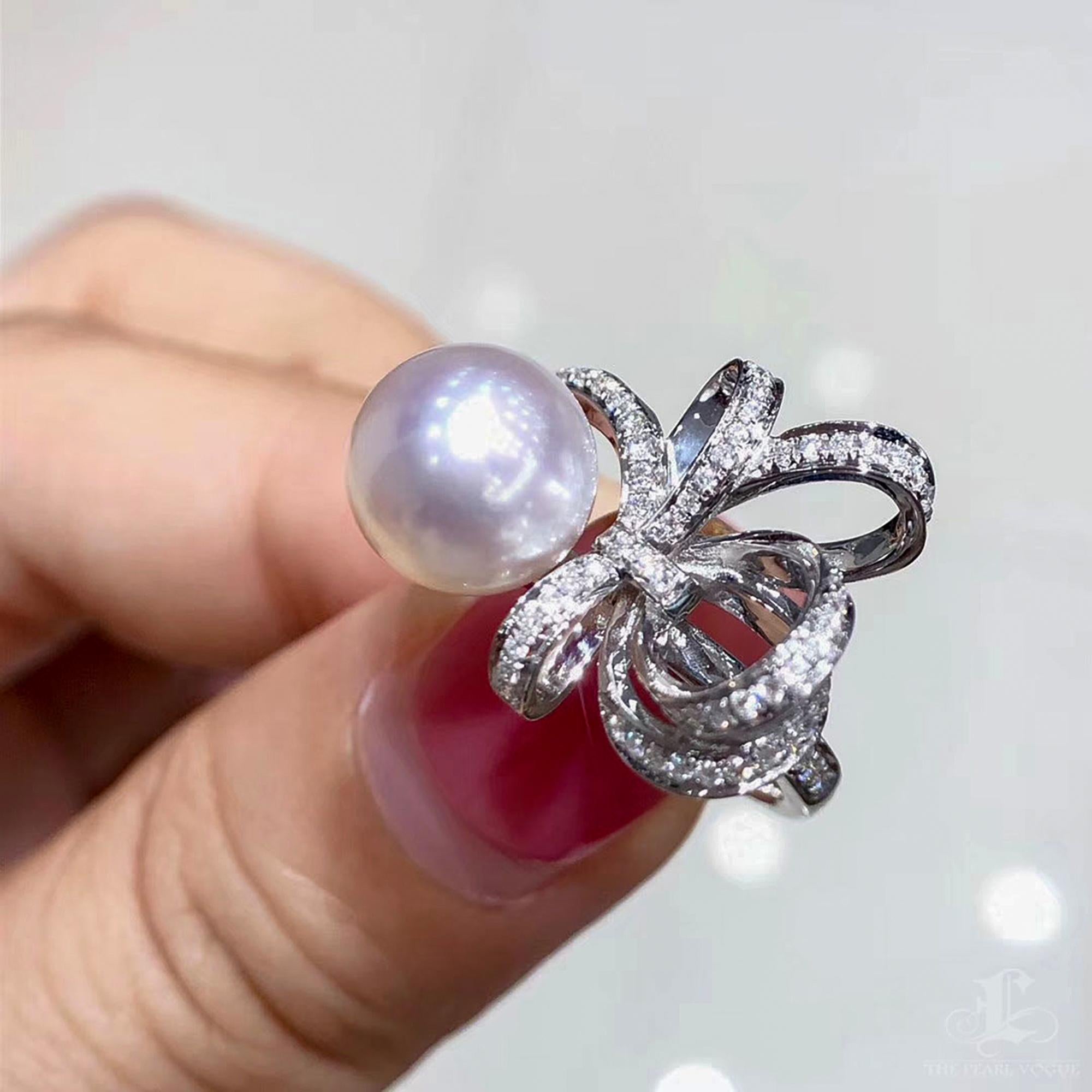 【Lustre Arc】Akoya Perlenring mit Diamantschleife, 9-9,5 mm AAA Rose Overtone im Zustand „Neu“ im Angebot in New York, NY