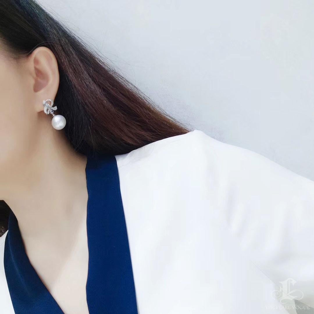 【Lustre Arc】Aurora Bogen Südsee Perle & Diamant Topas Ohrringe (Ungeschliffen) im Angebot