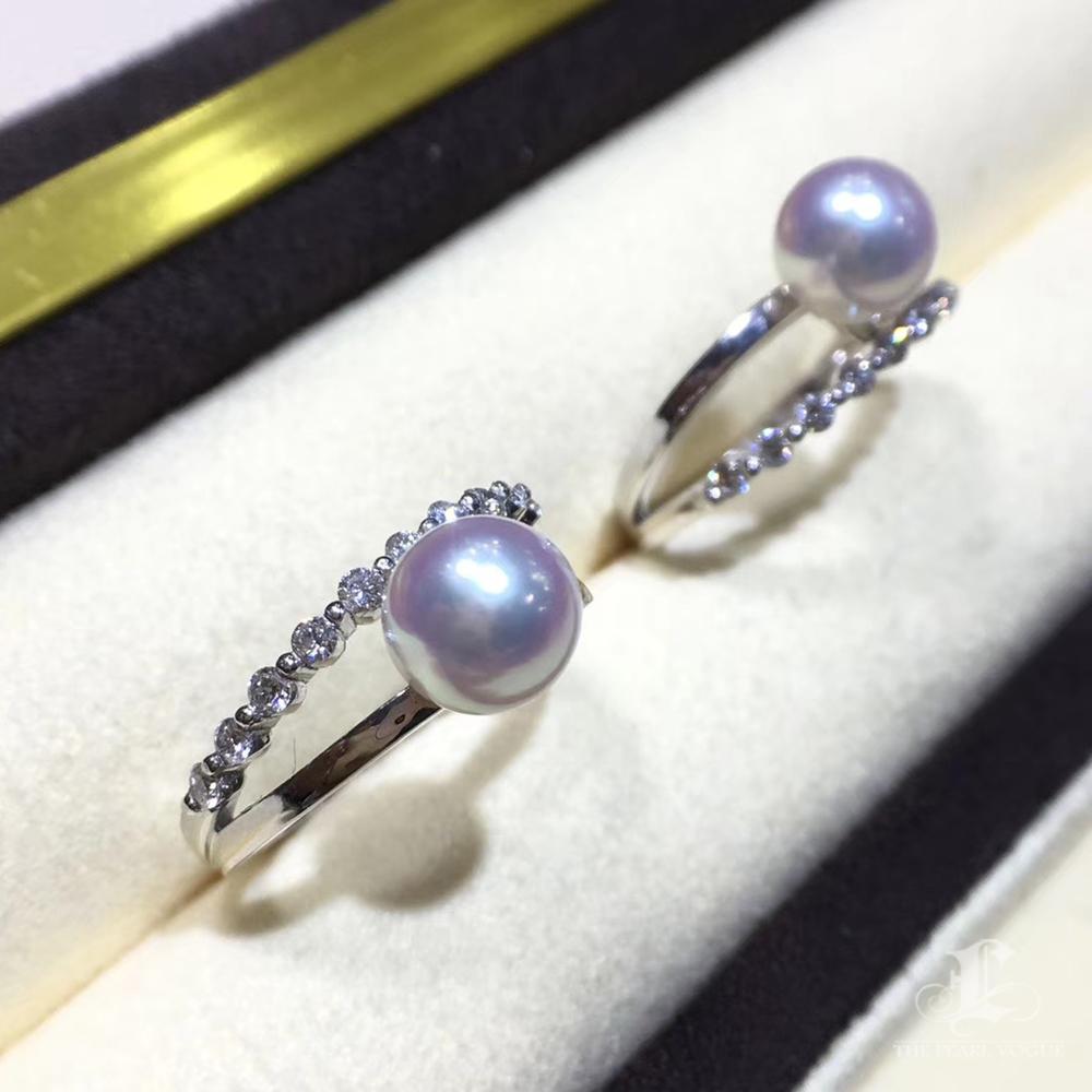 Anello con Perle Akoya e Diamanti della Linea Celeste in Oro Bianco 18K in vendita 2