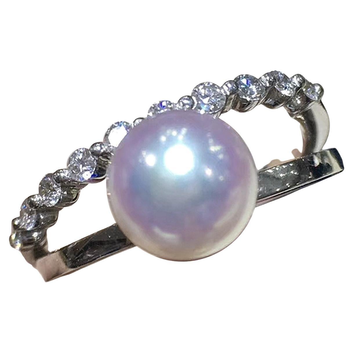 Anello con Perle Akoya e Diamanti della Linea Celeste in Oro Bianco 18K
