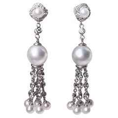 【Crown Radiance】 Orecchini con perle Aurora Akoya e diamanti a forma di geo-linea