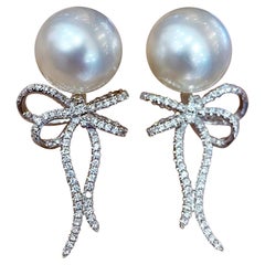 【Crown Radiance】Graceful Bow-Tied Aurora South Sea Pearl Diamond Earrings