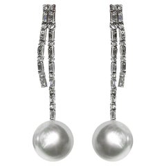 【Lustre Arc】Modernist Bar Aurora South Sea Pearl Diamond Statement Earrings