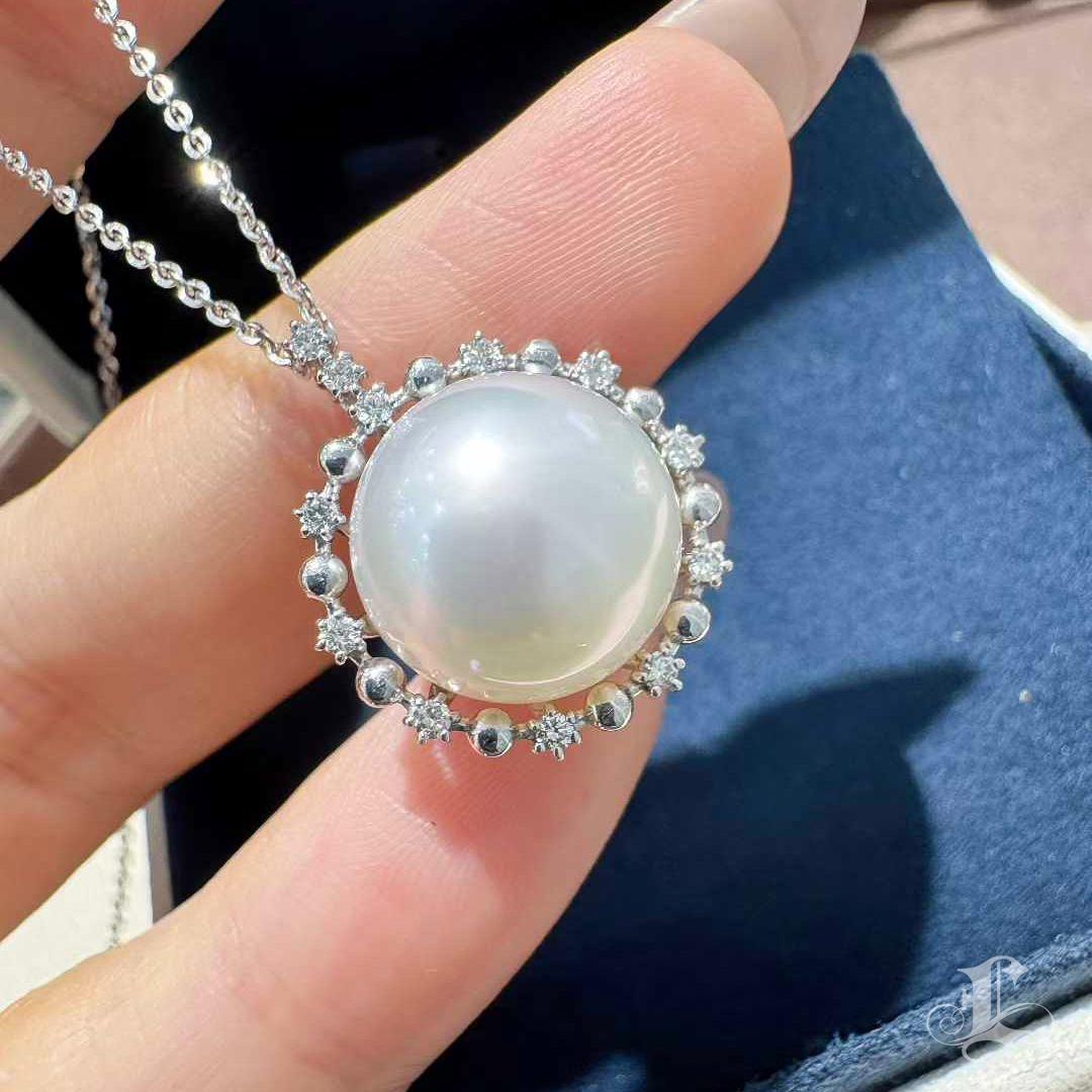 【Lustre Arc】PSL Phoenix Certified 12.2mm Aurora South Sea Pearl Diamond Pendentif Pour femmes en vente