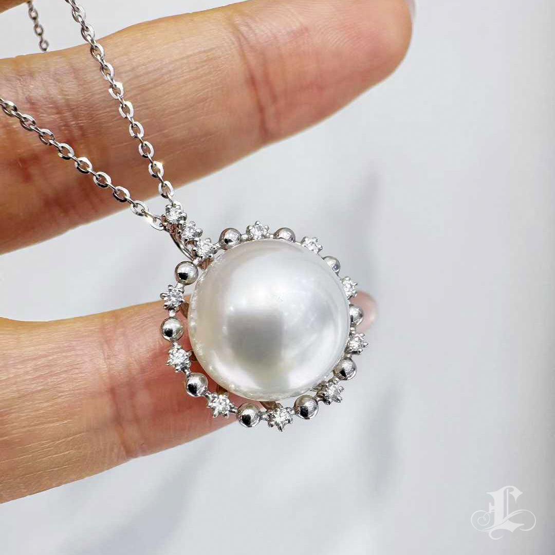 【Lustre Arc】PSL Phoenix Certified 12.2mm Aurora South Sea Pearl Diamond Pendentif en vente 1