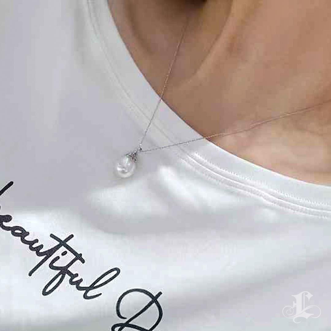 Uncut 【Lustre Arc】South Sea Drop Pearl Pendant with Diamond Filigree in 18K White Gold For Sale