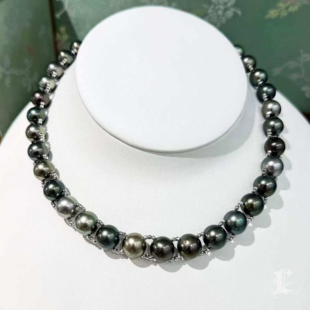 De las mujeres 【Lustre Arco]Aurora de Tahití  Collar de perlas y oro blanco de 18 quilates (Creación del diseñador) en venta