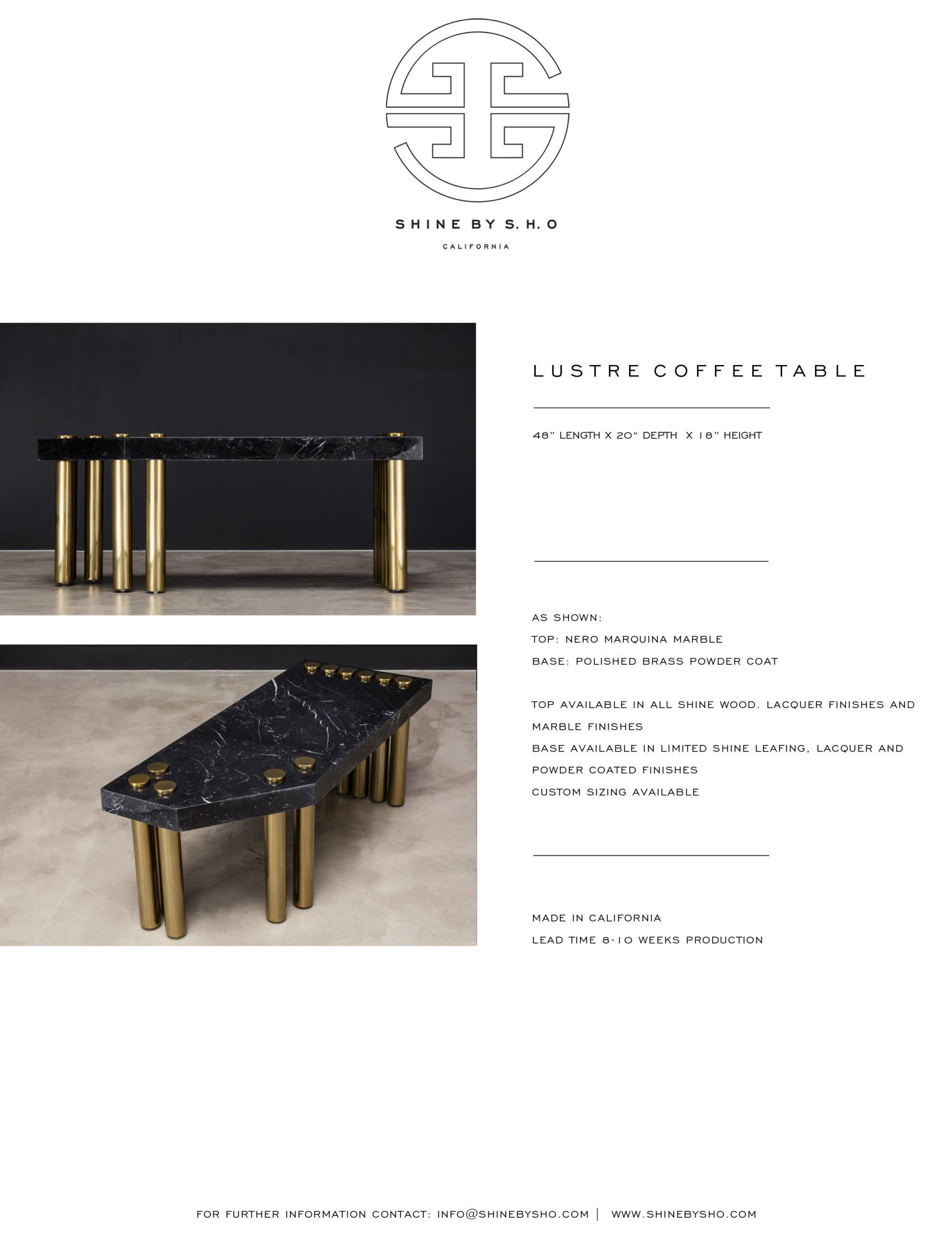 TABLE COFFEELUSTRE - Marbre Nero Marquina et Métal Poudré Or Neuf - En vente à Laguna Niguel, CA