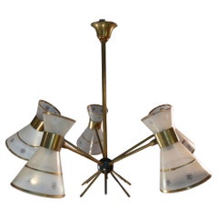 Lustre design diabolo en verre dépoli et ciselé décor floral 1950s