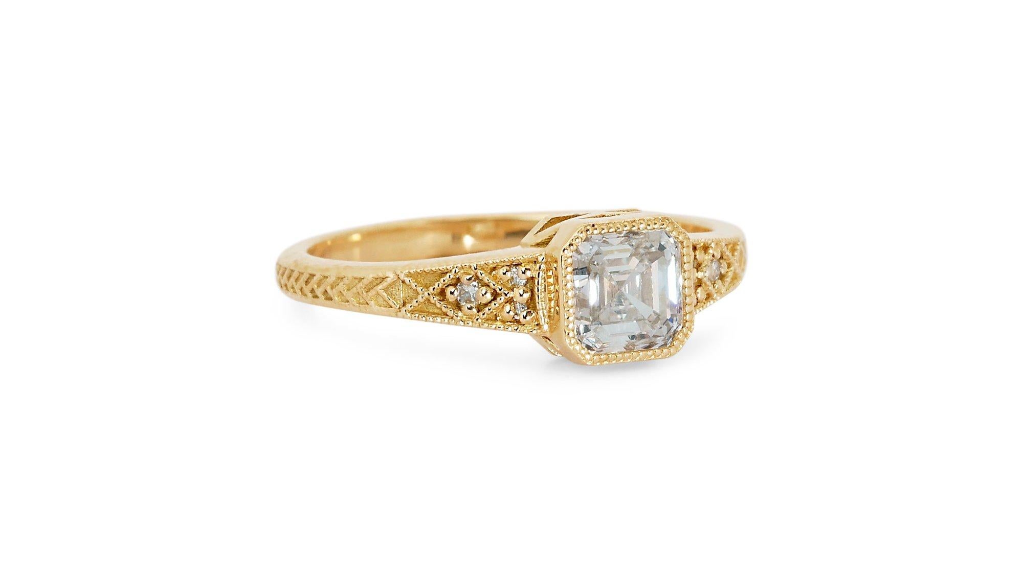 Square Cut Lustrous 1.04ct Diamond Pave Ring in 18k Yellow Gold - GIA Certified For Sale