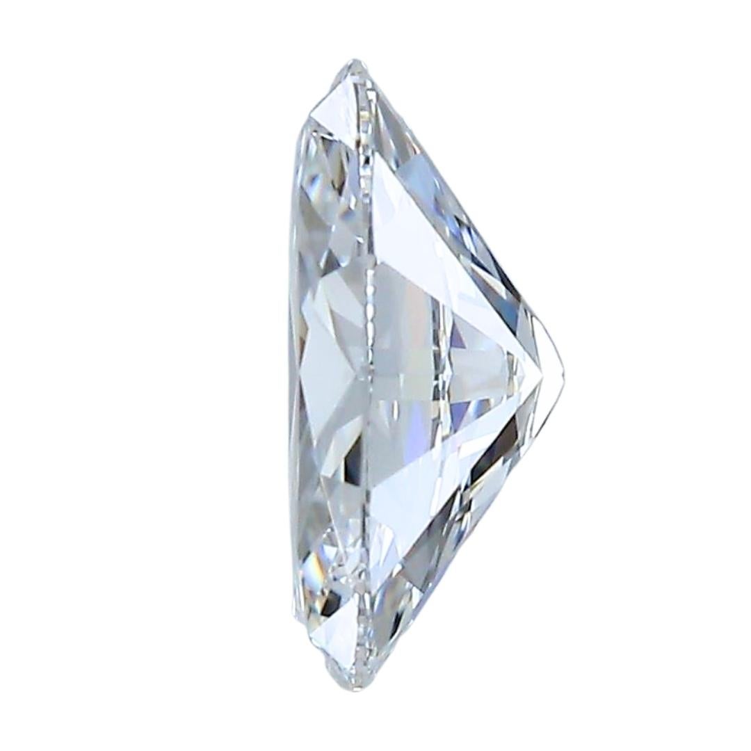 Lustrous 1.06ct Ideal Cut Oval-Shaped Diamond - GIA Certified In New Condition For Sale In רמת גן, IL