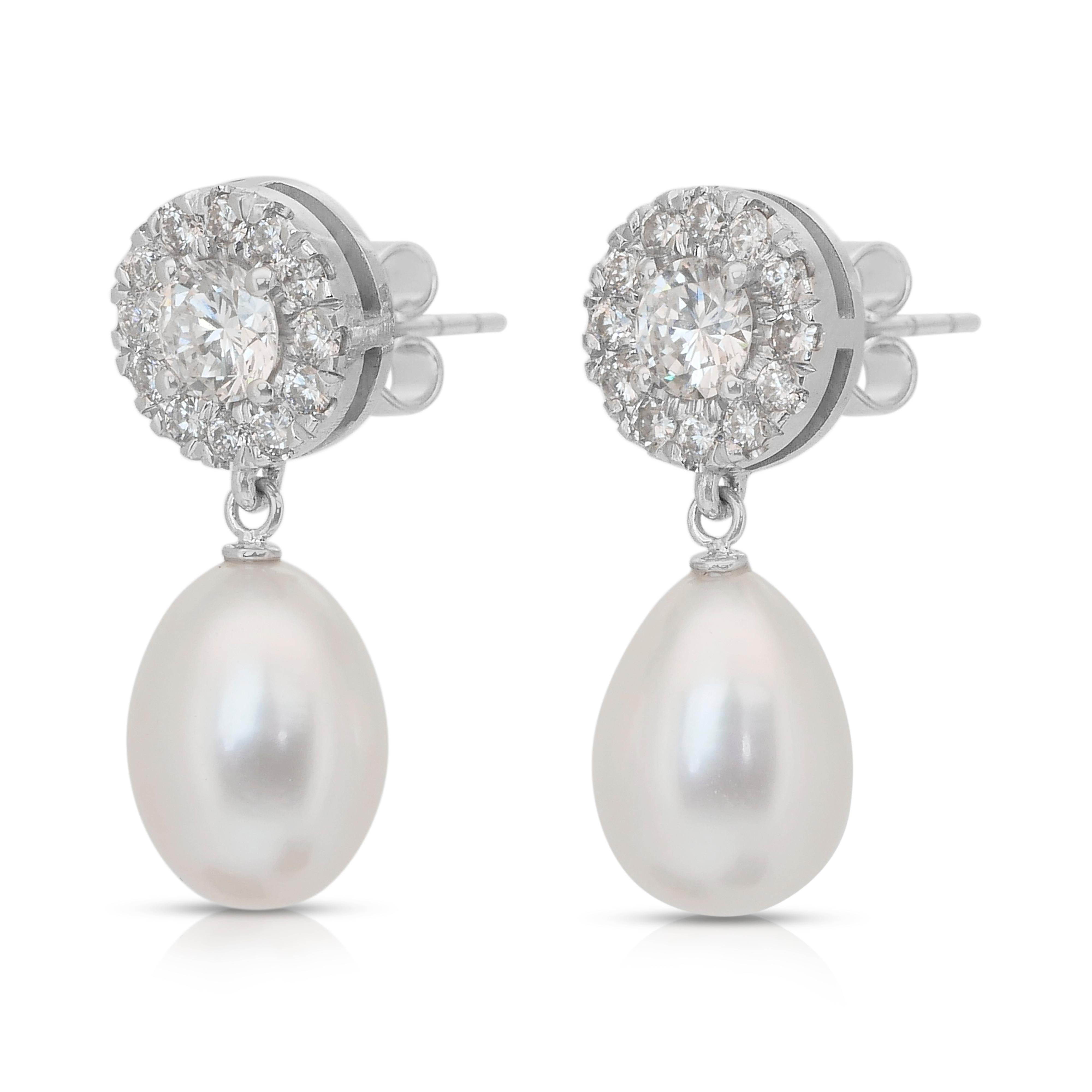 Glänzende 13,09ct Süßwasser-Zuchtperlen und Diamanten Tropfenohrringe im Zustand „Neu“ im Angebot in רמת גן, IL