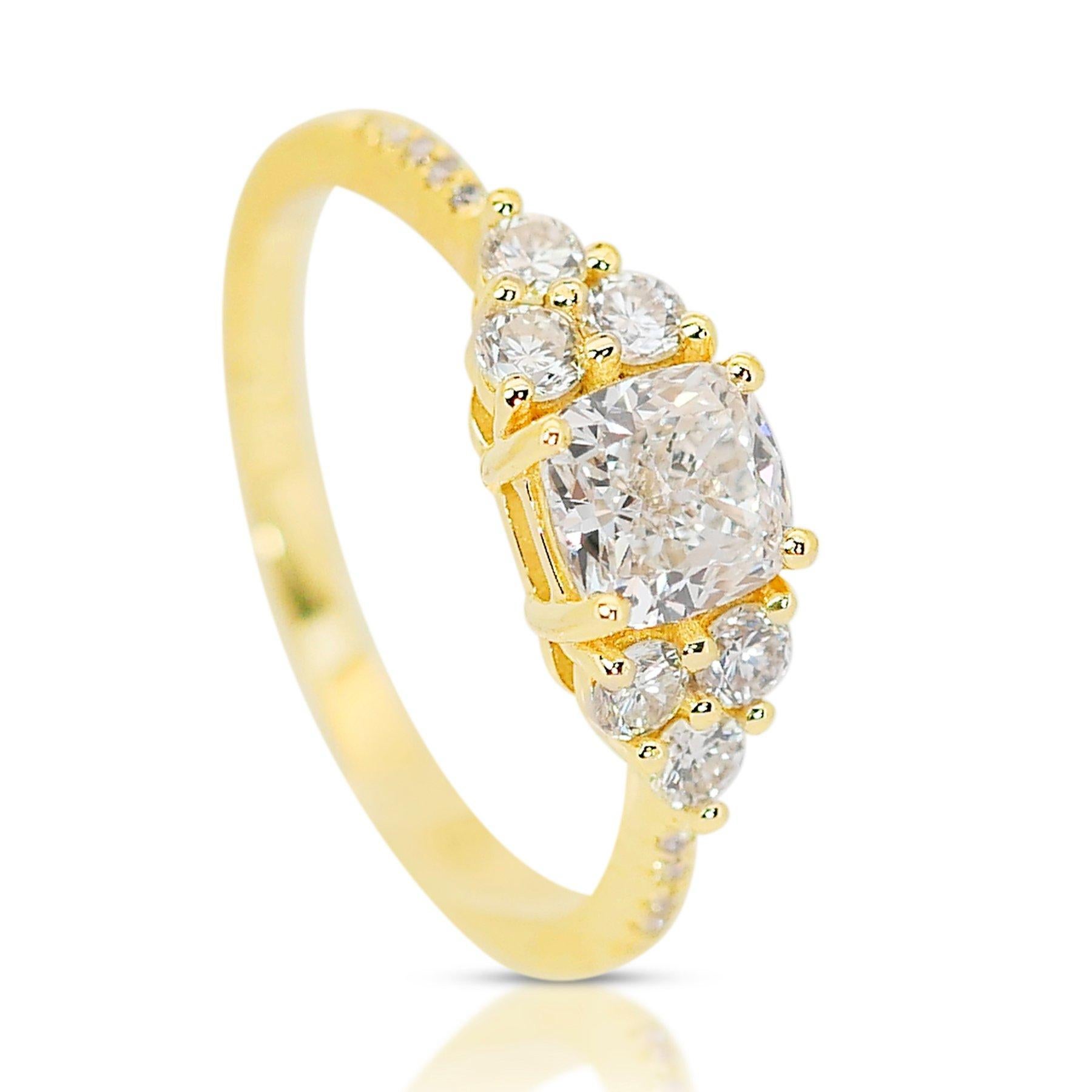 Lustrous 1.32ct Diamond Pave Ring in 18k Yellow Gold - GIA Certified

Crafted in 18k yellow gold, this exquisite diamond pave ring showcases a captivating 1.00-carat cushion-cut diamond, ensuring a flawless appearance with outstanding sparkle. The