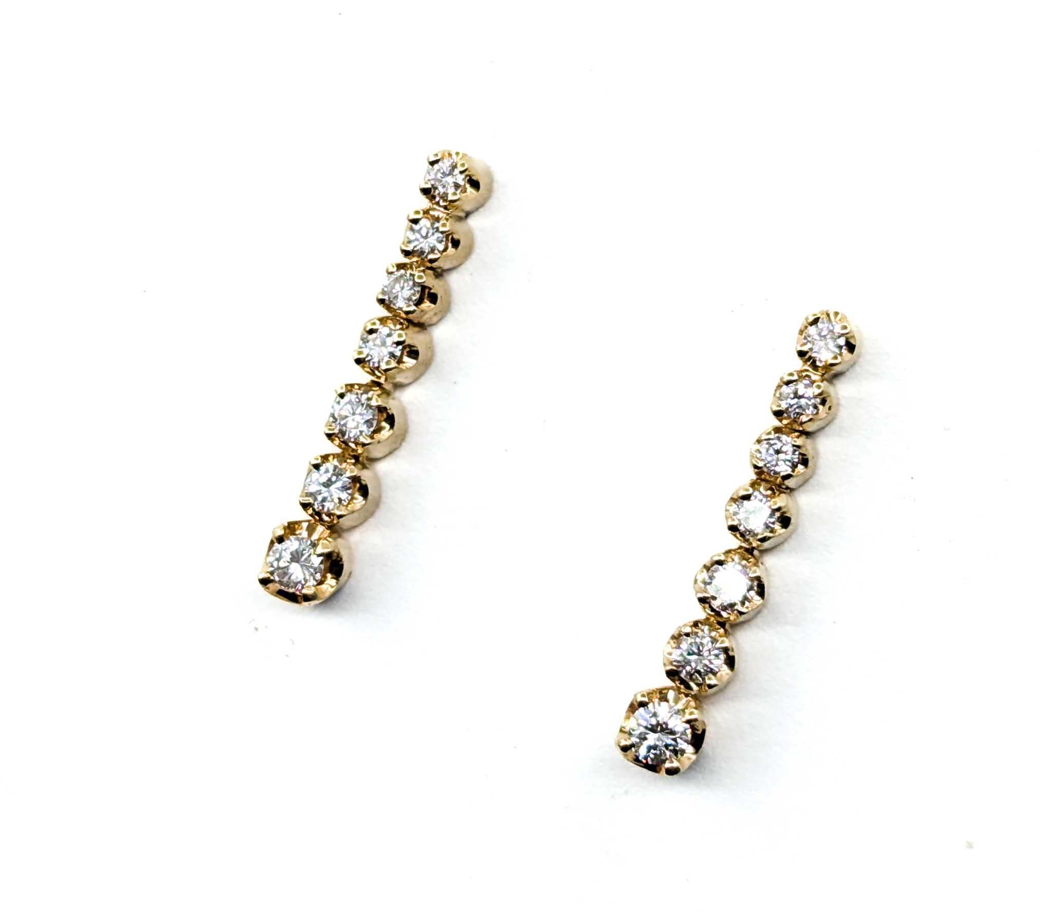 Contemporary Lustrous Diamond Dangle Earrings in 14k Yellow Gold