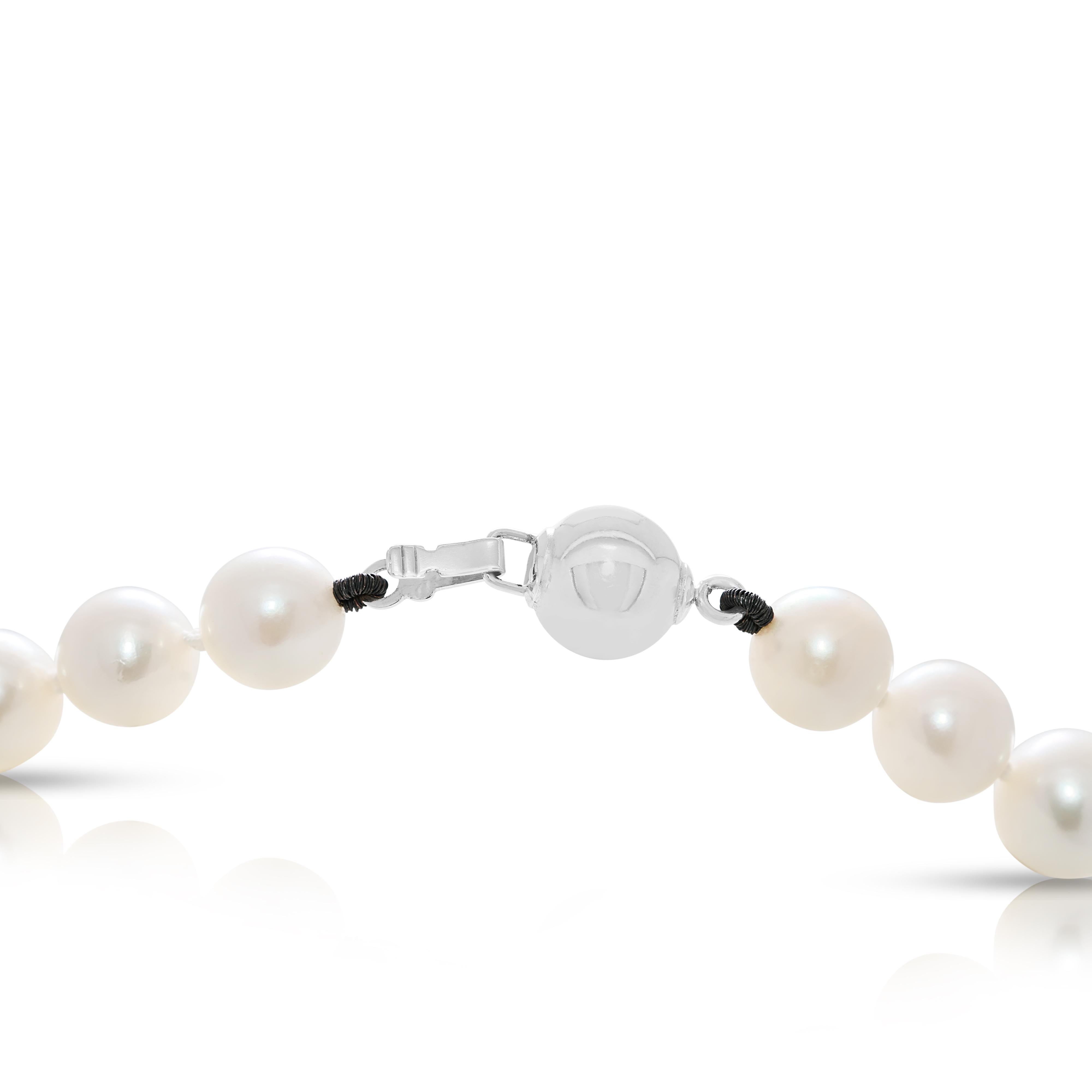 Lussuosa collana di perle Akoya Elliotts & Carmen in oro bianco 14K in vendita 1