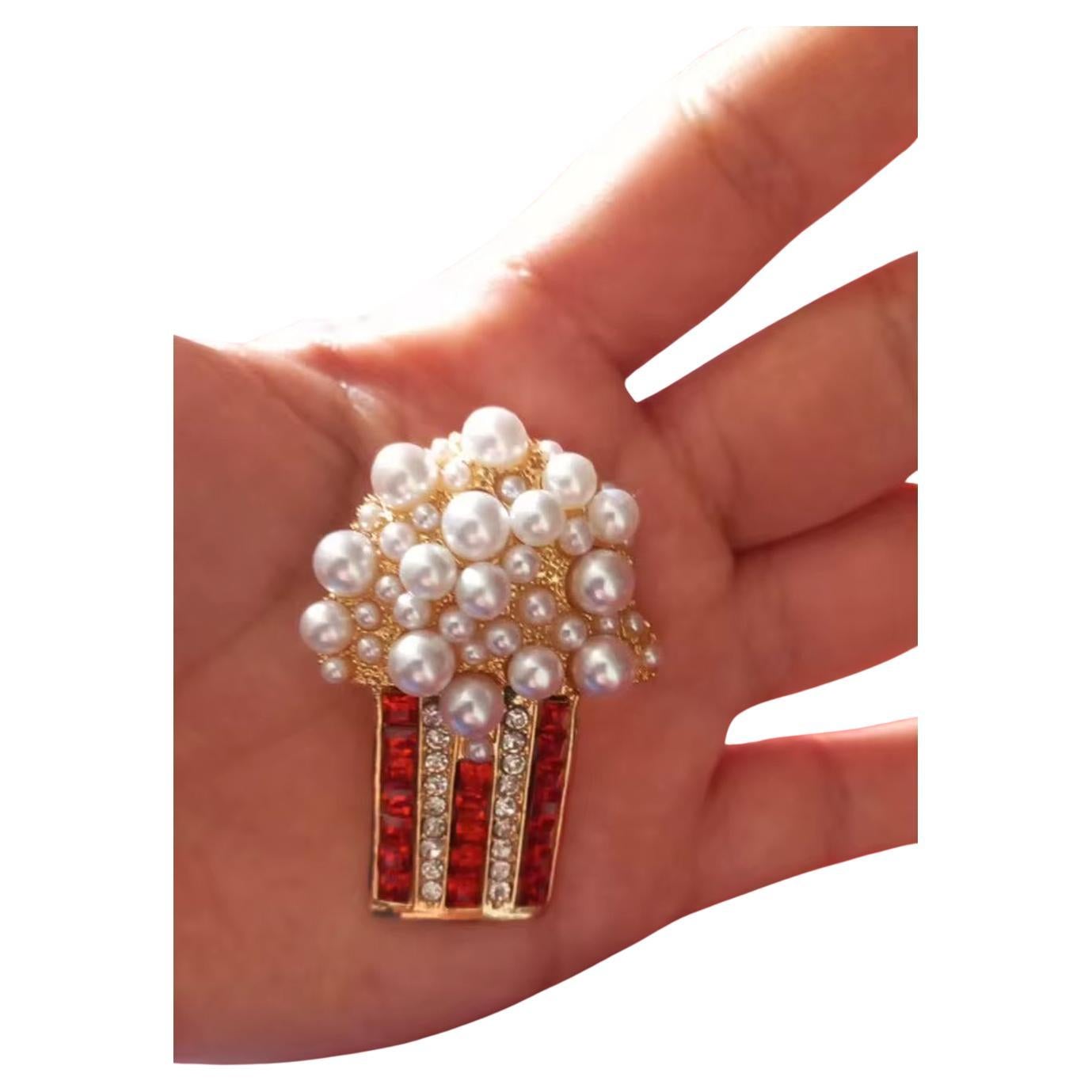 Alfiler broche vintage de perlas de imitación brillantes y palomitas de cristal en venta