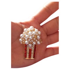 Spilla vintage con perle finte e cristalli a forma di popcorn
