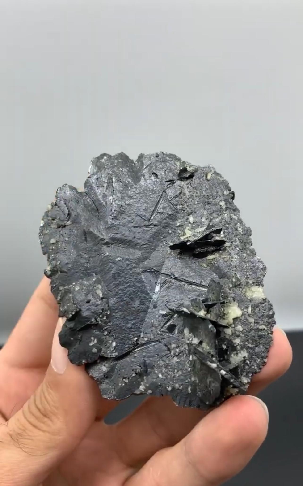 Adam Style Lustrous Fine Hematite Crystal With Contrasting White Albite From Pakistan For Sale