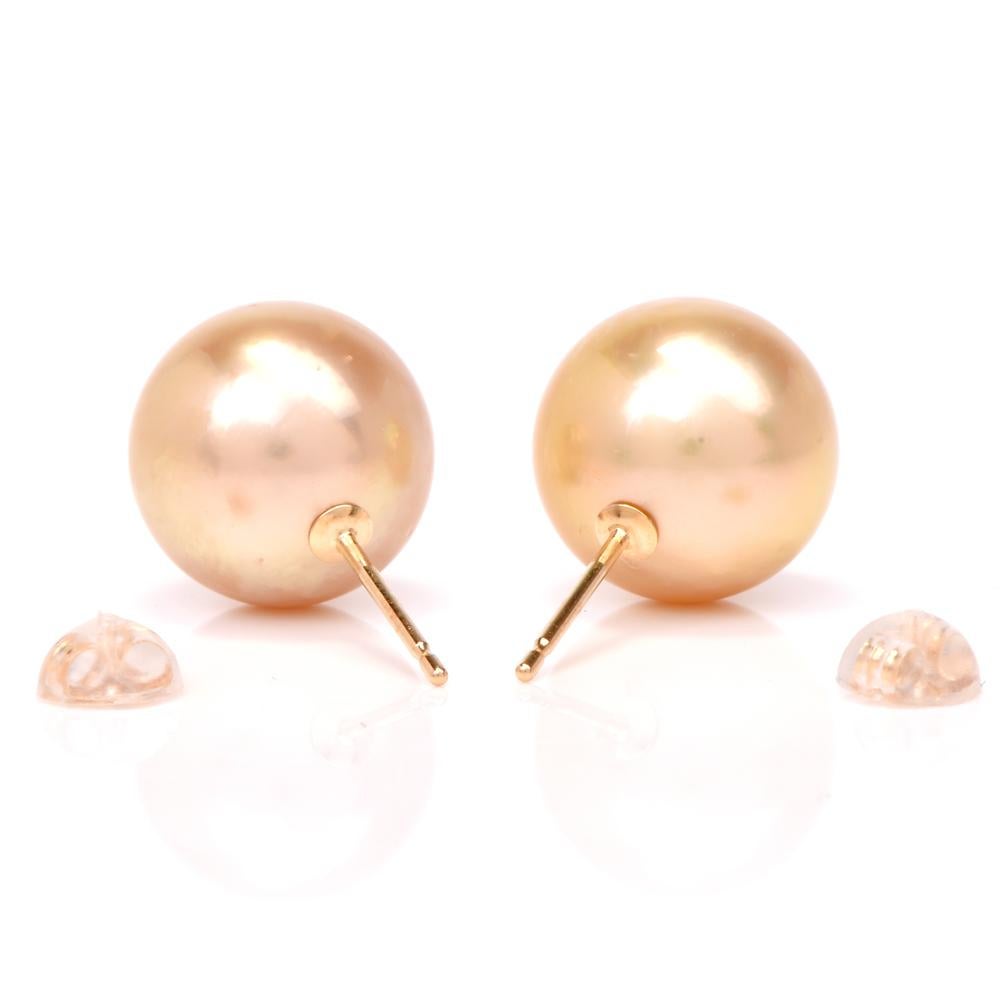 Lustrous Golden South Sea Pearl 18 Karat Gold Stud Earrings In Excellent Condition In Miami, FL