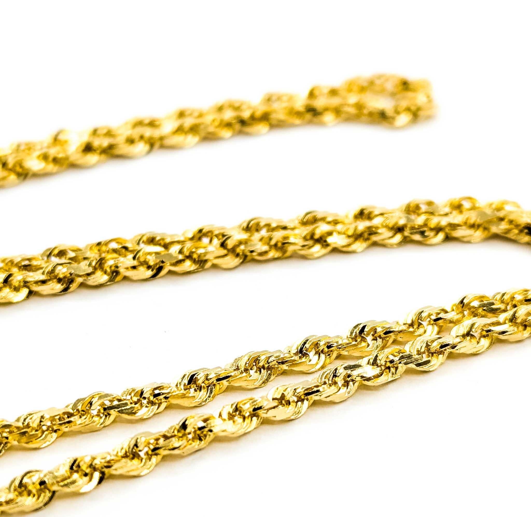 Lustrous Harmony: 10k Yellow Gold Fashion Necklace

Introducing a captivating piece of jewelry that seamlessly blends timeless elegance with contemporary style. This fashion necklace, meticulously crafted in 10k yellow gold, showcases a