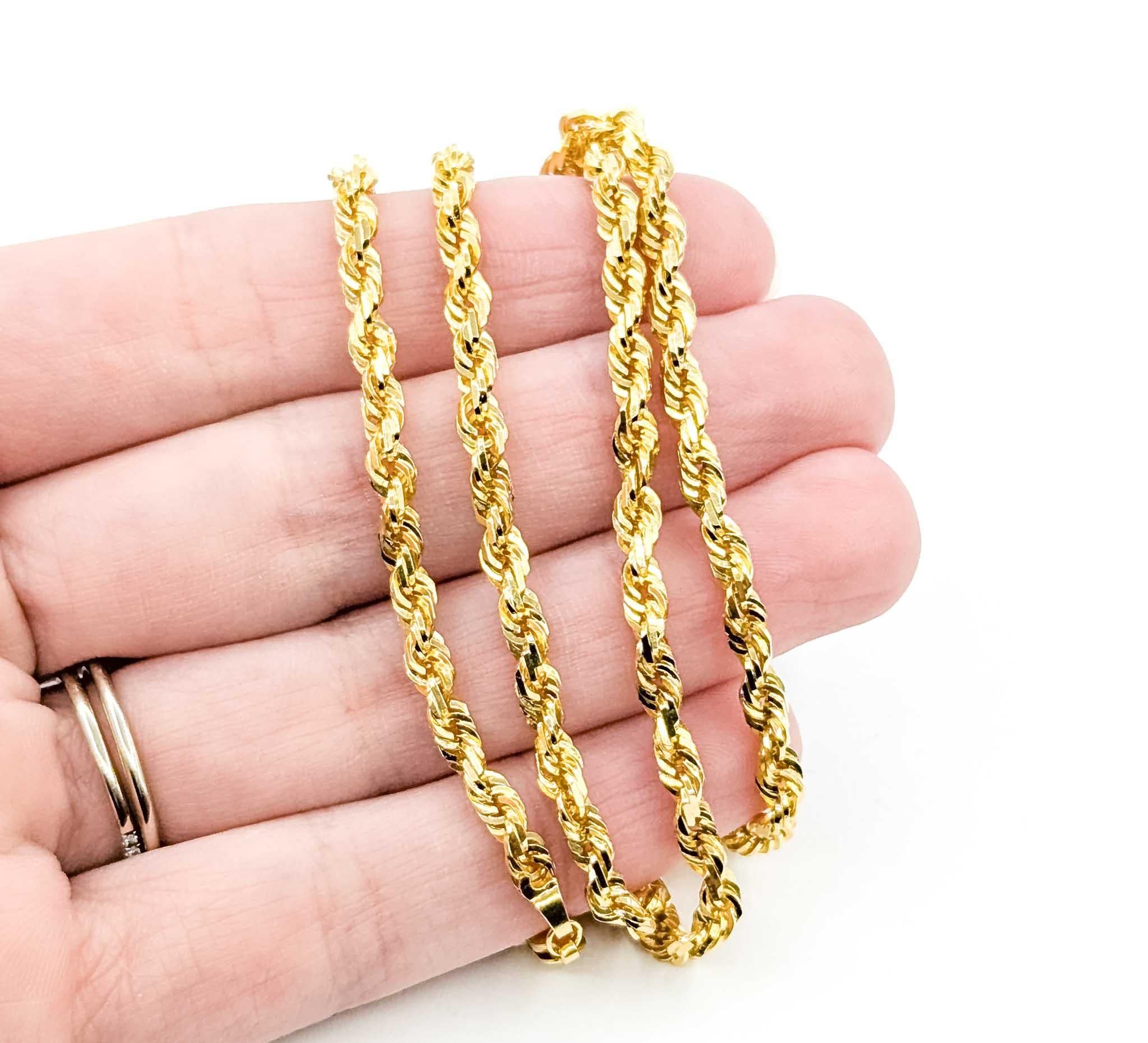 Contemporaneo Lustrous Harmony: 10k Yellow Gold Fashion Necklace in vendita