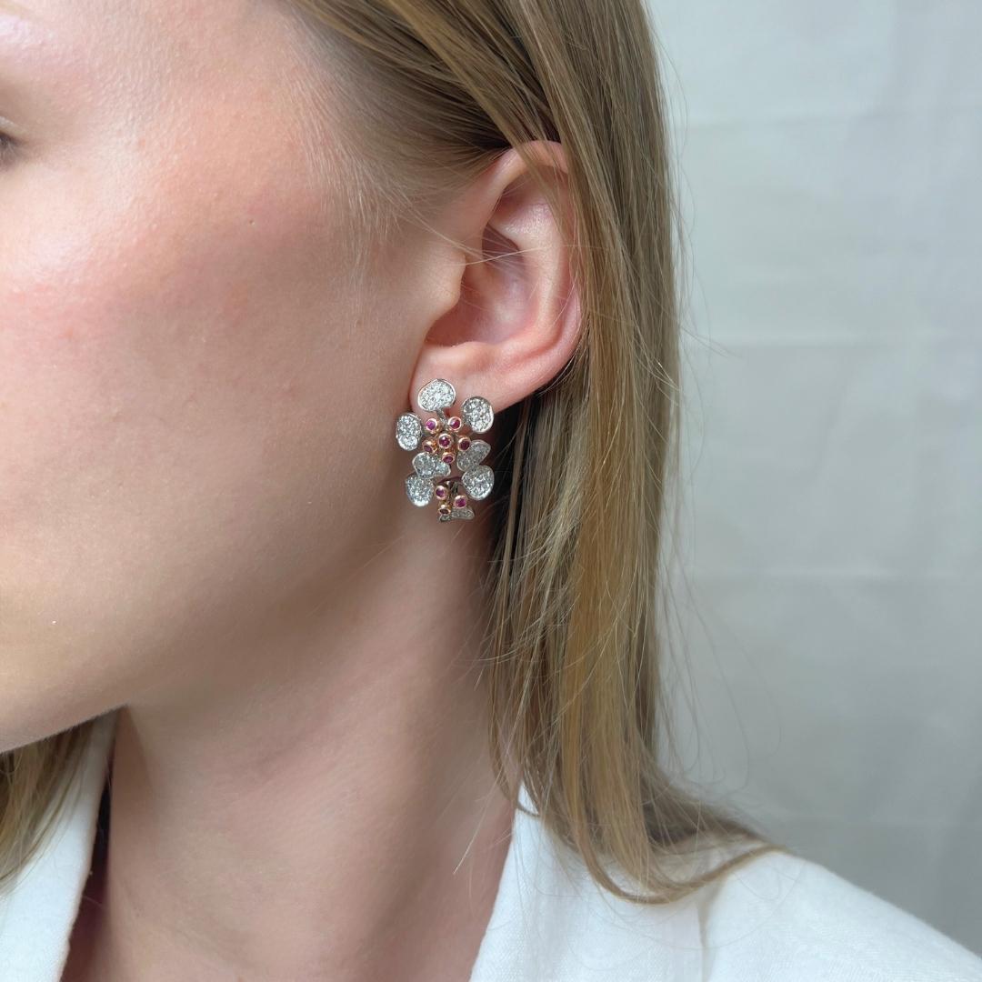 Round Cut Lustrous Rubies and Diamonds Earrings and Ring Set in 14k White Gold - IGI Cert For Sale