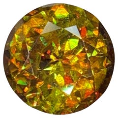 Lustrous Sphene Gemstone: MultiColor Round Cut, 2.25 Carat