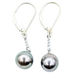 Orecchini a goccia con perle di Tahiti in oro bianco 14 carati