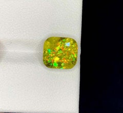 Lustrous Yellow Natural Sphene Titanite Gemstone: 3.90 Carat June Birthstone