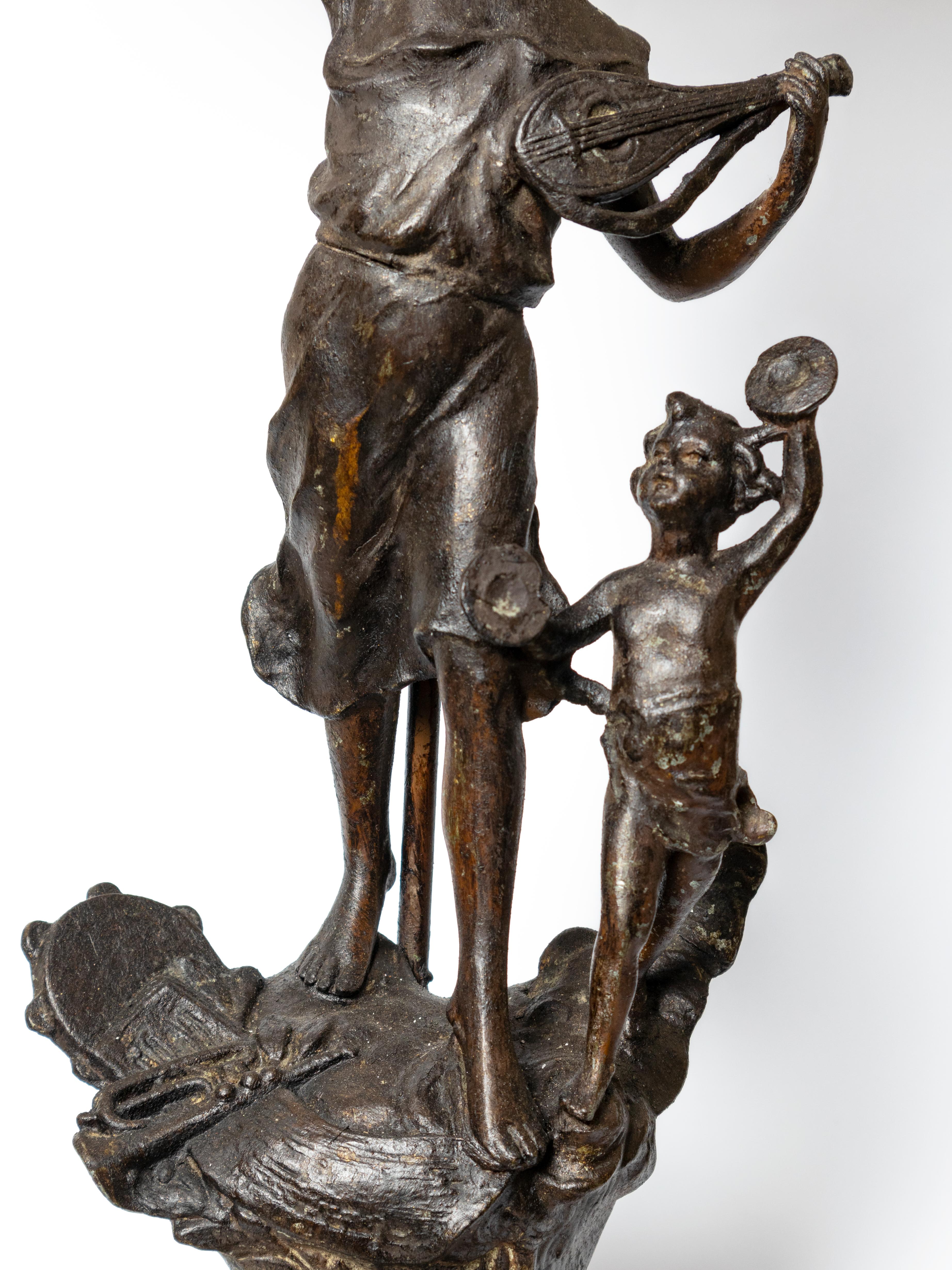 Lampe de table jouant du luth et du tambourin Brocart de soie, musique, 19e siècle en vente 4