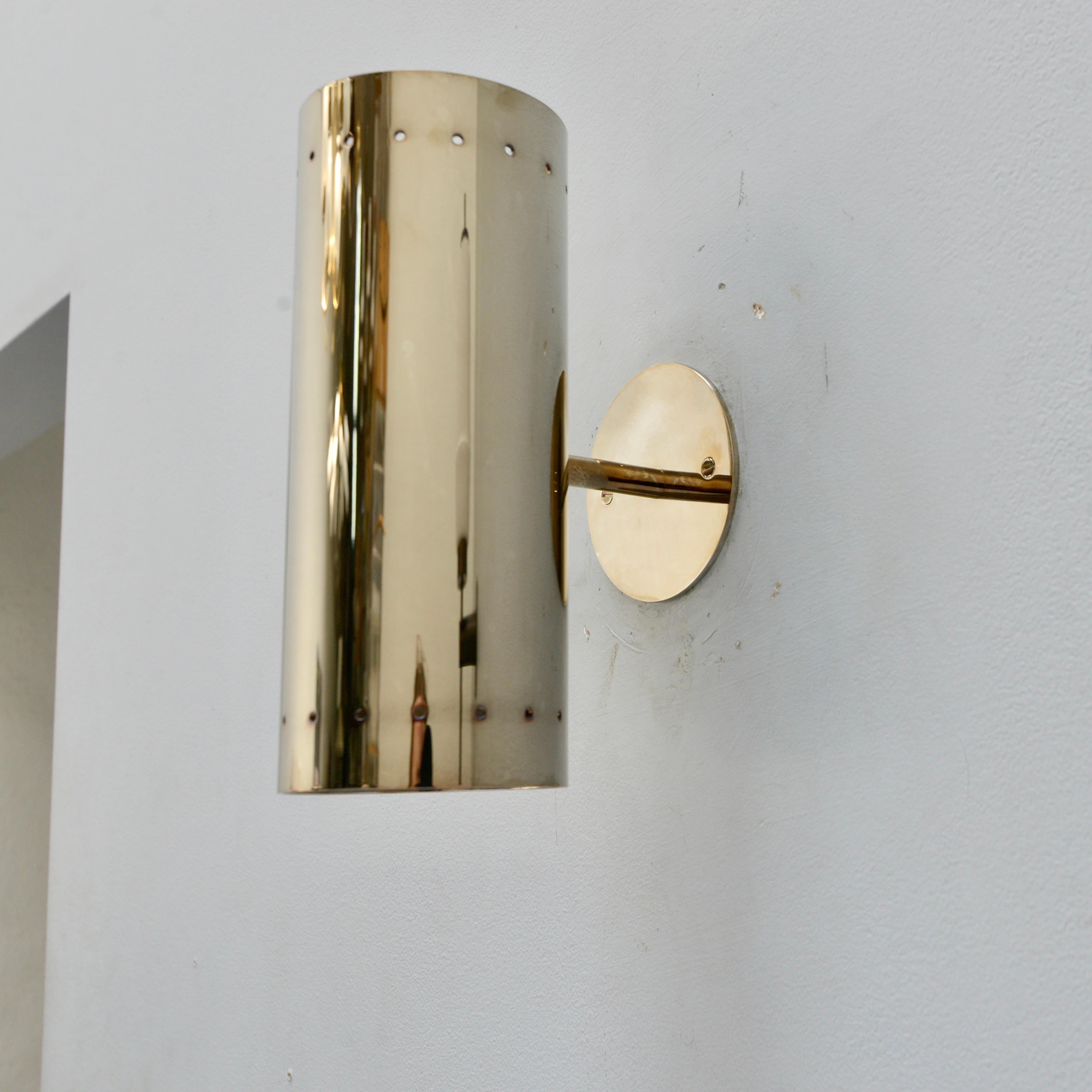 Mid-Century Modern LUte LP AS Sconce by Lumfardo Luminaires en vente