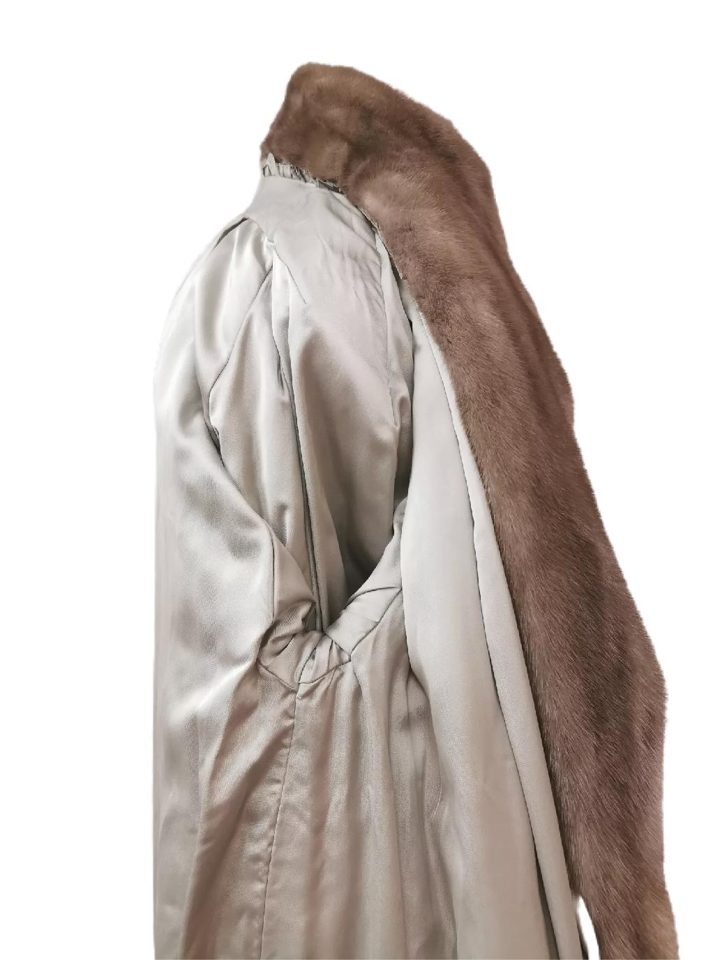 Christian Dior Lutetia manteau en fourrure de vison neuf, taille 12-14 Pour femmes en vente