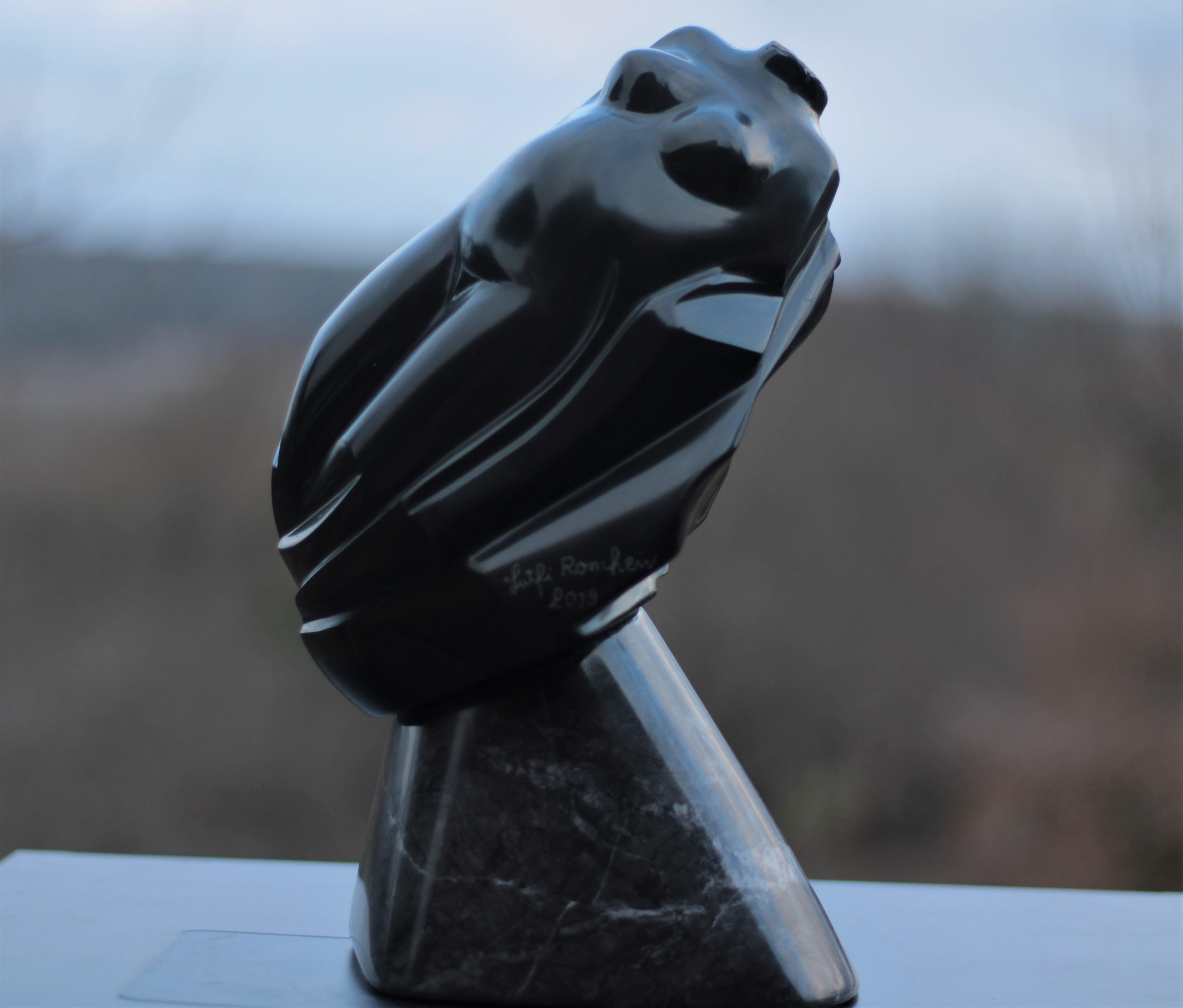 „“Buste Emport““, ungewöhnliche figurative weibliche Skulptur aus schwarzem Marmor, nackt  im Angebot 13